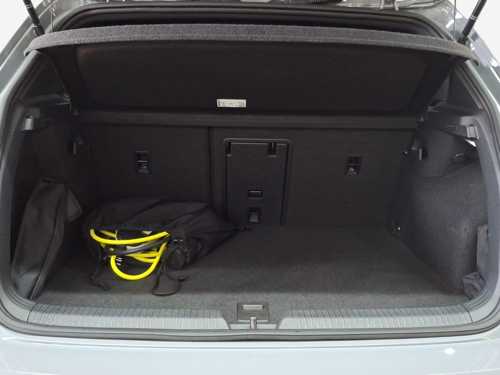 VW Golf 1.4 TSI PHEV GTE-image-13