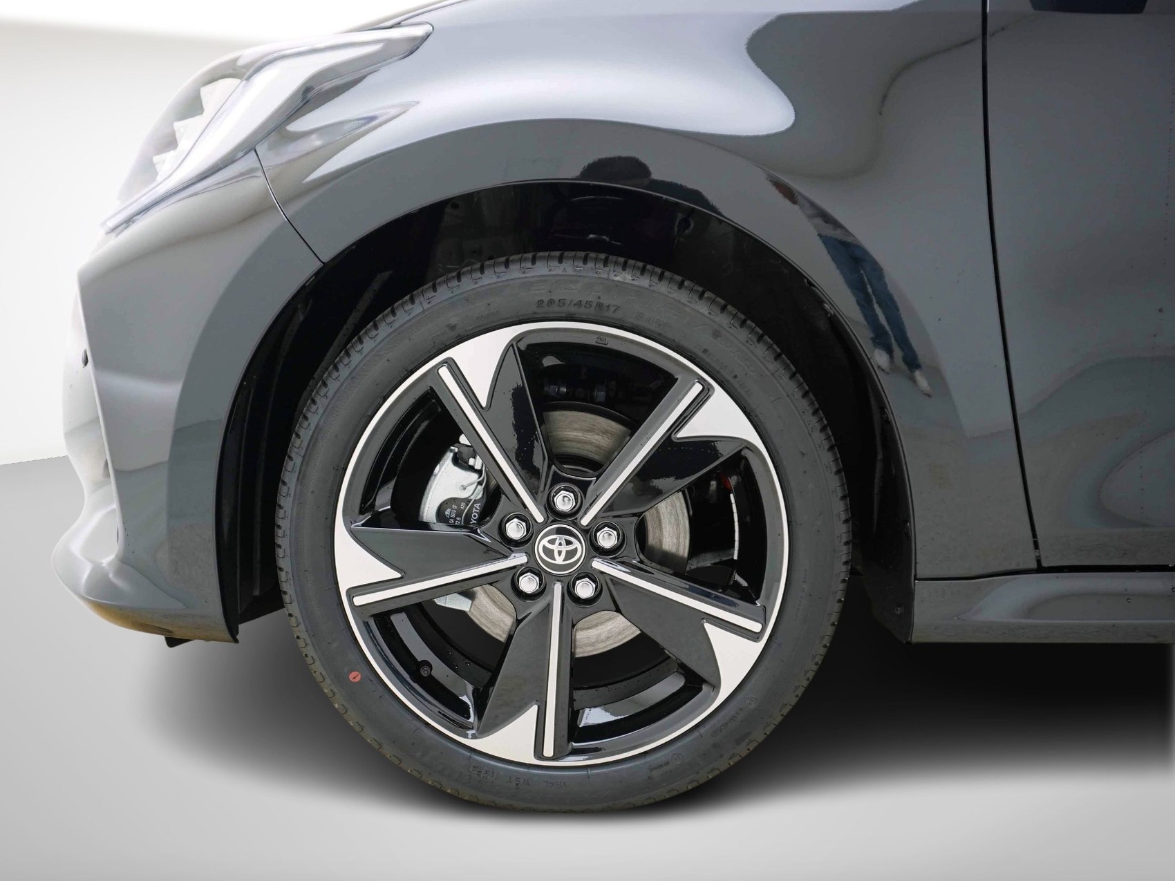 TOYOTA Yaris 1.5 VVT-i HSD Premium-image-5