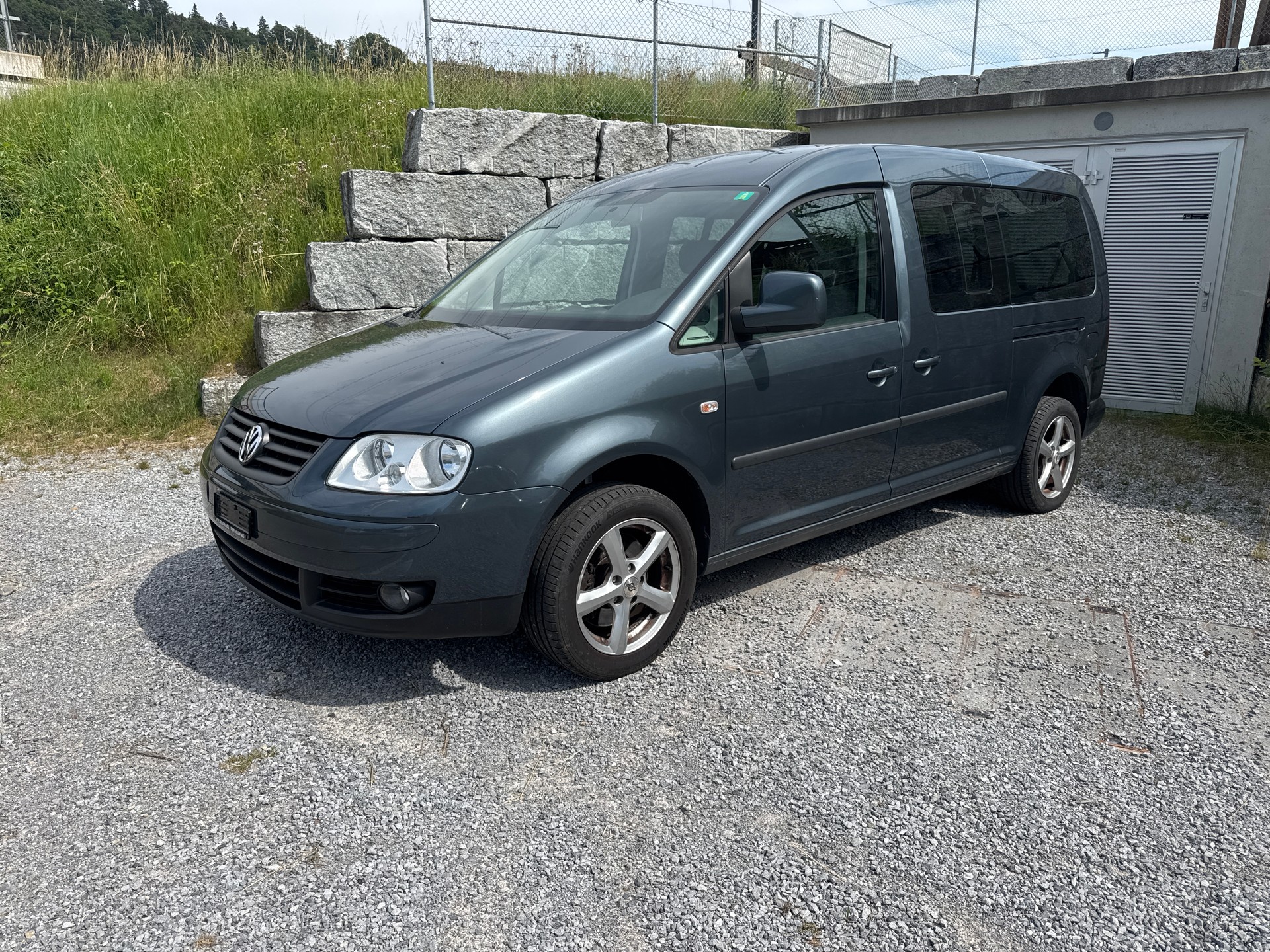 VW Caddy Maxi Life 2.0TDI-image-0