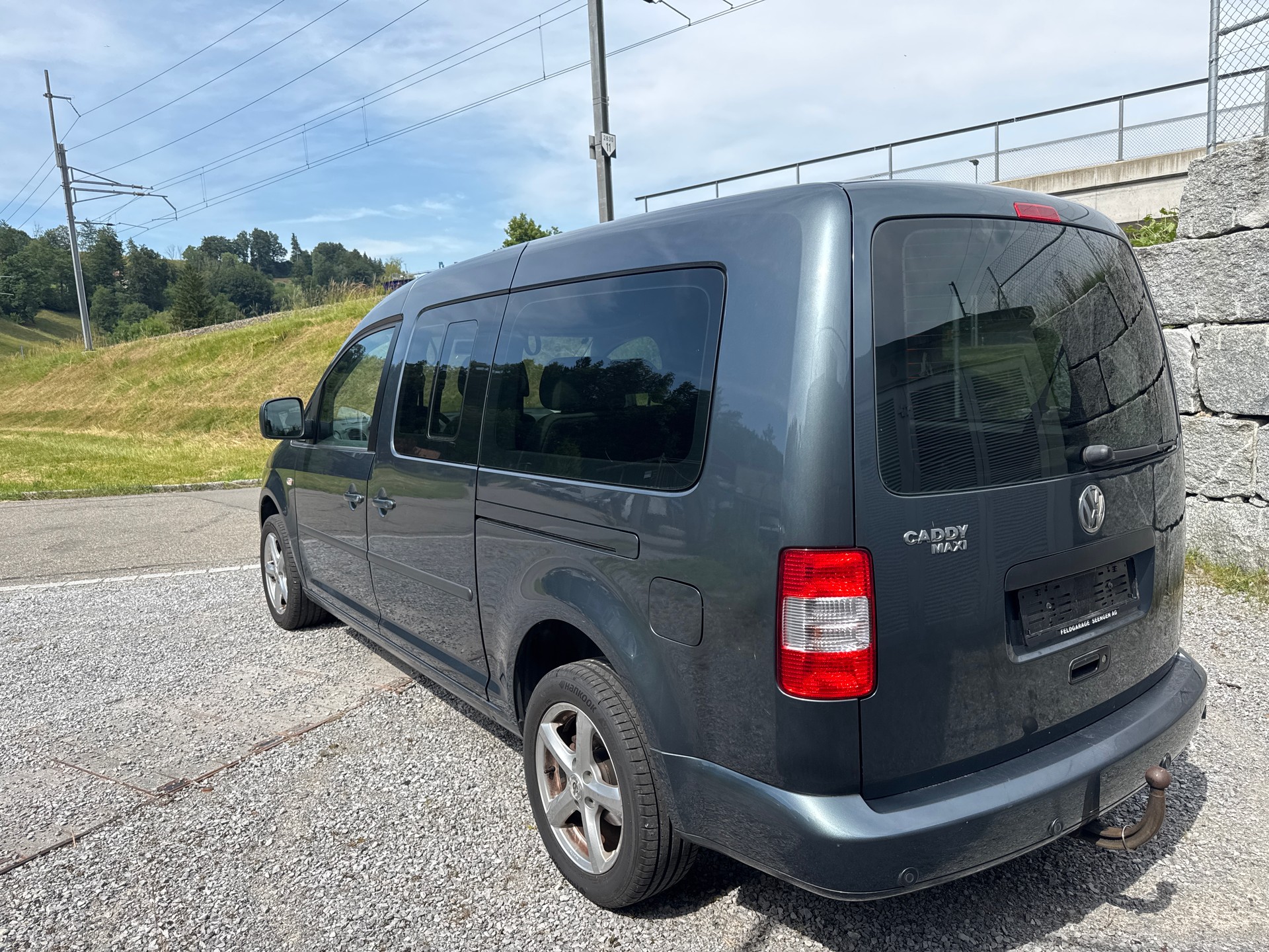 VW Caddy Maxi Life 2.0TDI-image-4