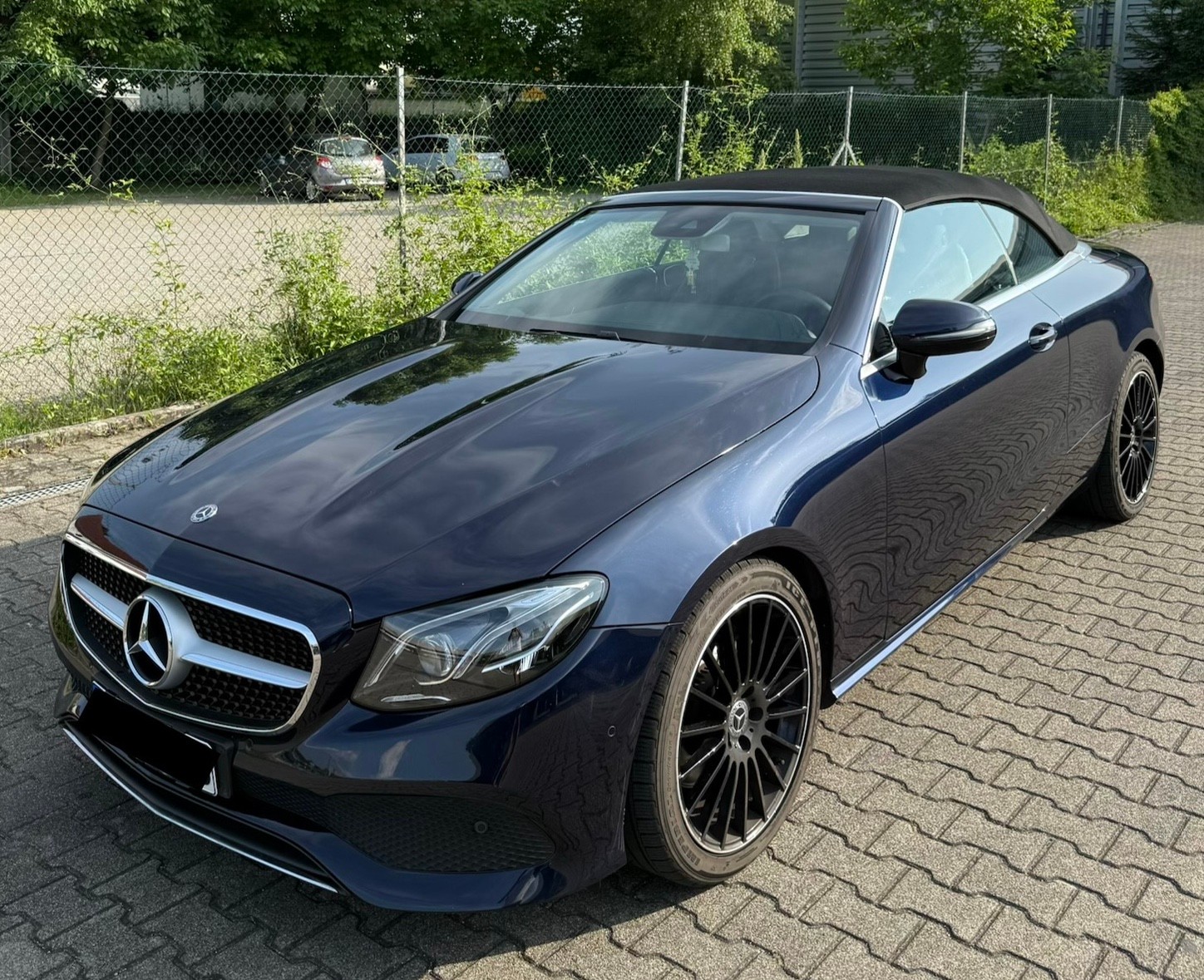MERCEDES-BENZ E 220 d Avantgarde Cabriolet 9G-Tronic Airscarf Multibeam LED