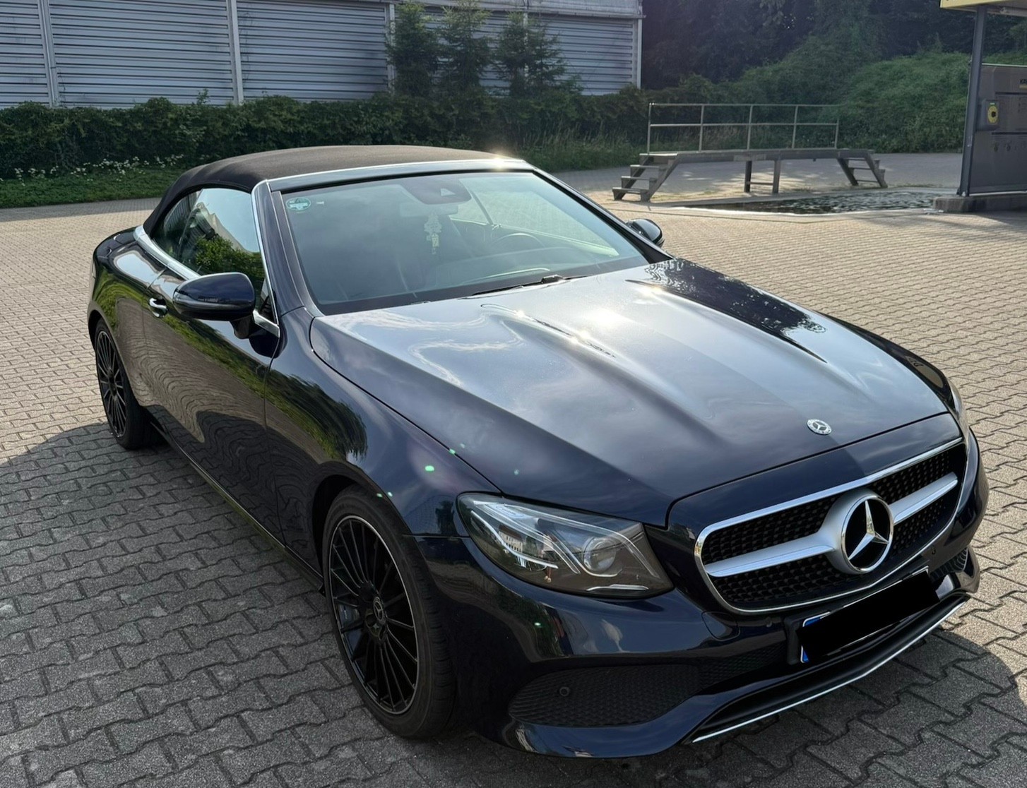MERCEDES-BENZ E 220 d Avantgarde Cabriolet 9G-Tronic Airscarf Multibeam LED-image-2