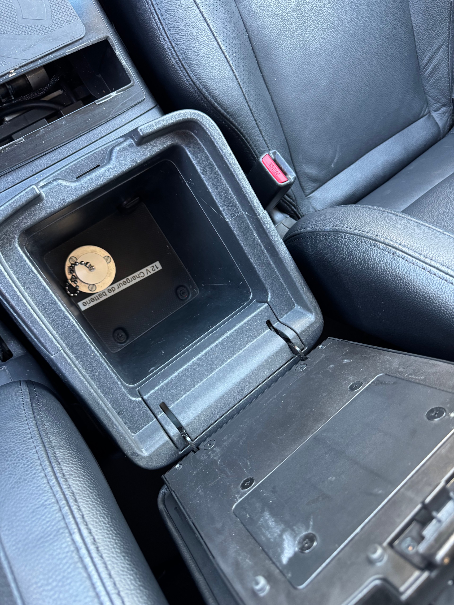 MITSUBISHI Pajero 3.2 DI-D Professional Plus Automatic-image-14