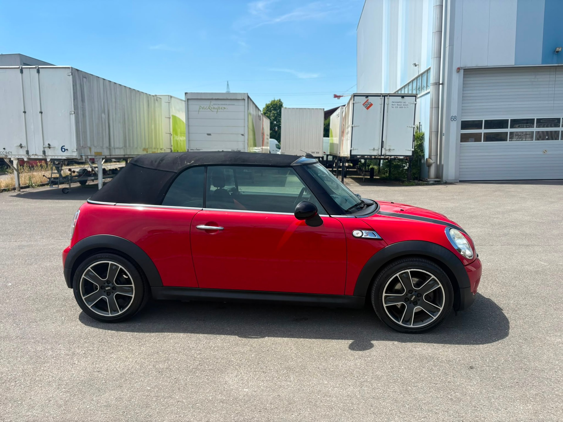MINI Cooper S Cabriolet-image-7