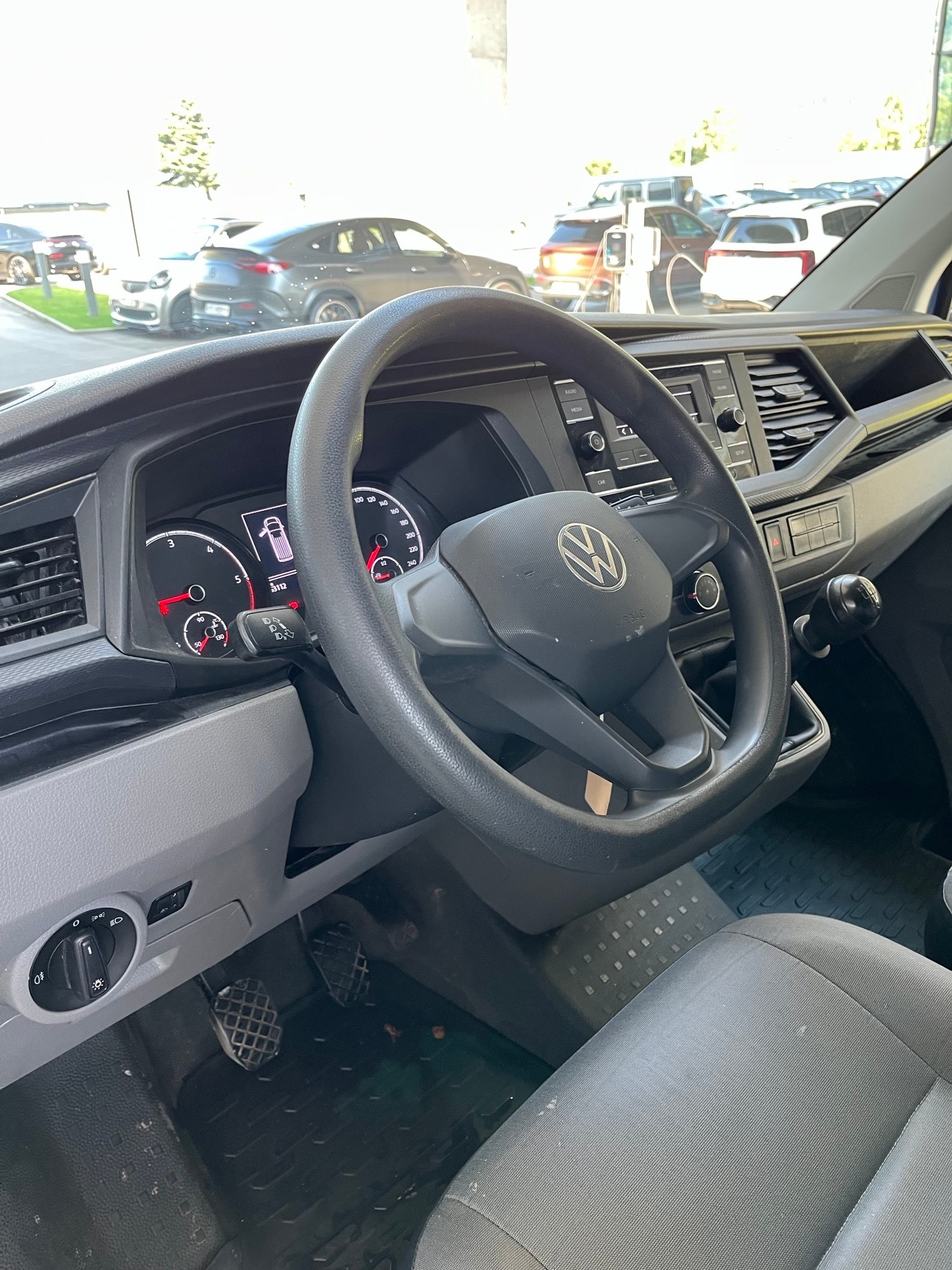 VW T6.1 2.0 TDI-image-8