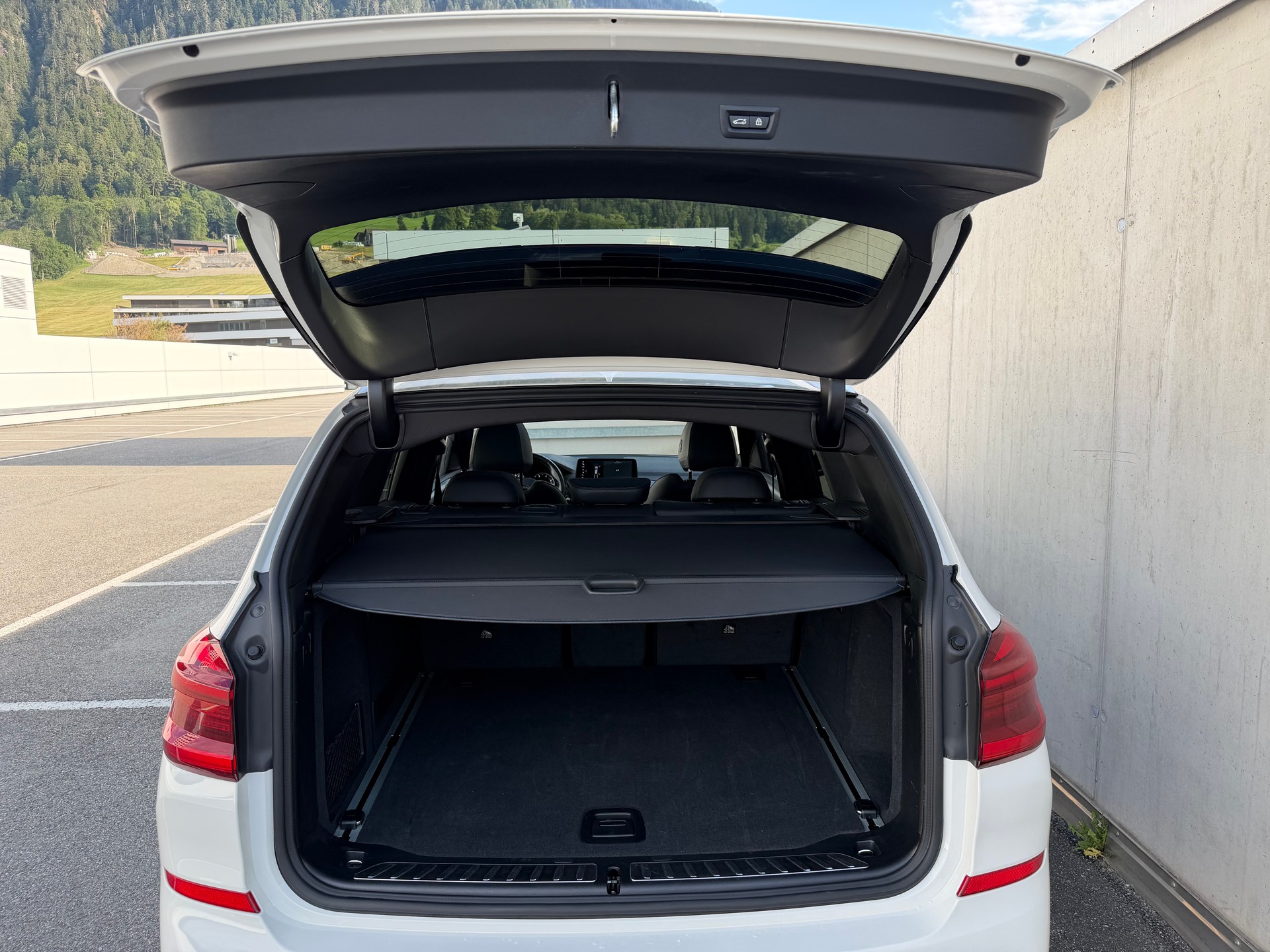 BMW X3 xDrive 20d M Sport Steptronic-image-15