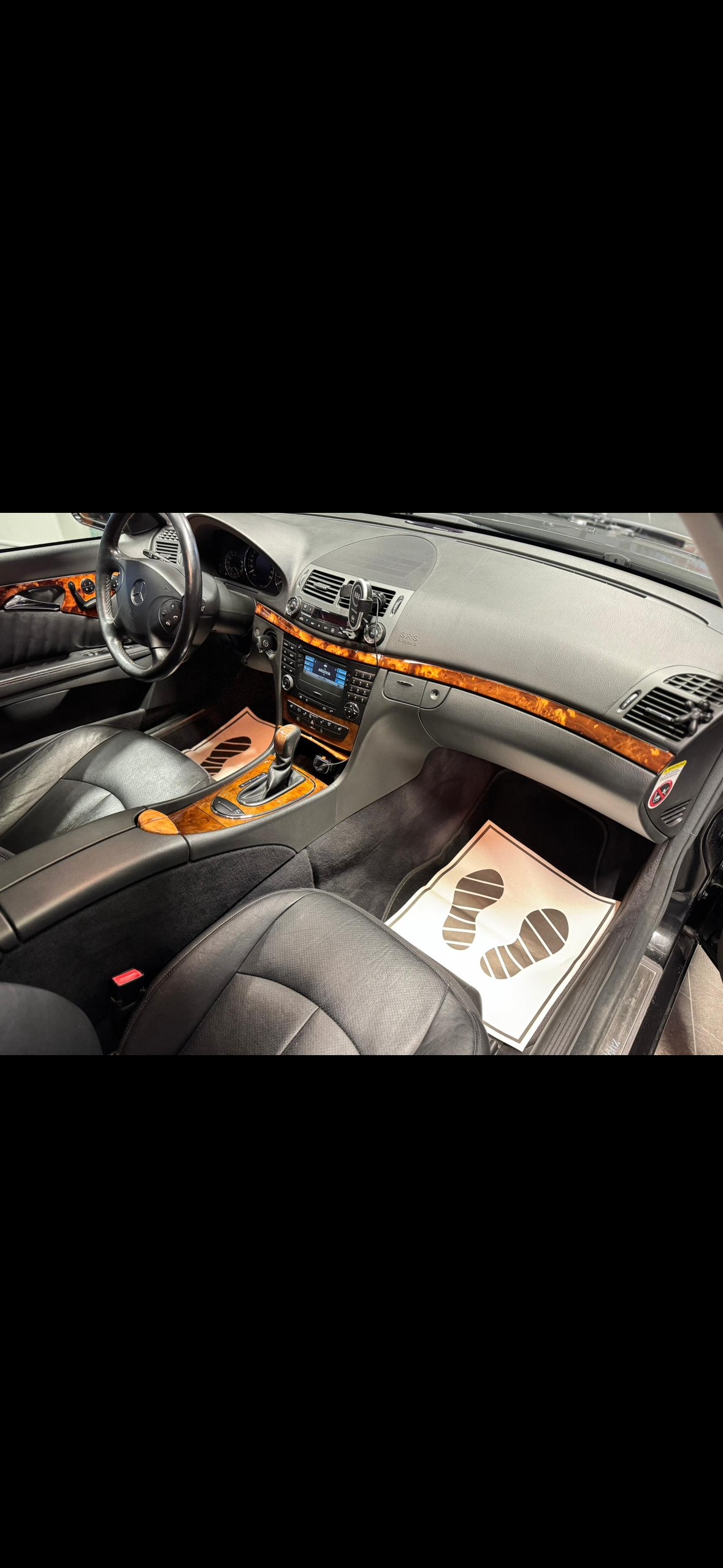 MERCEDES-BENZ E 350 Avantgarde 4Matic Automatic-image-9
