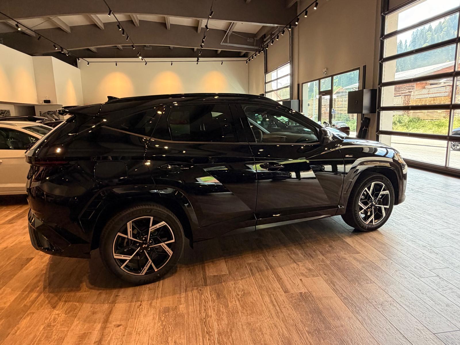 HYUNDAI Tucson 1.6 TGDI PHEV N-Line 4WD Vollausstattung 8-fach-image-9