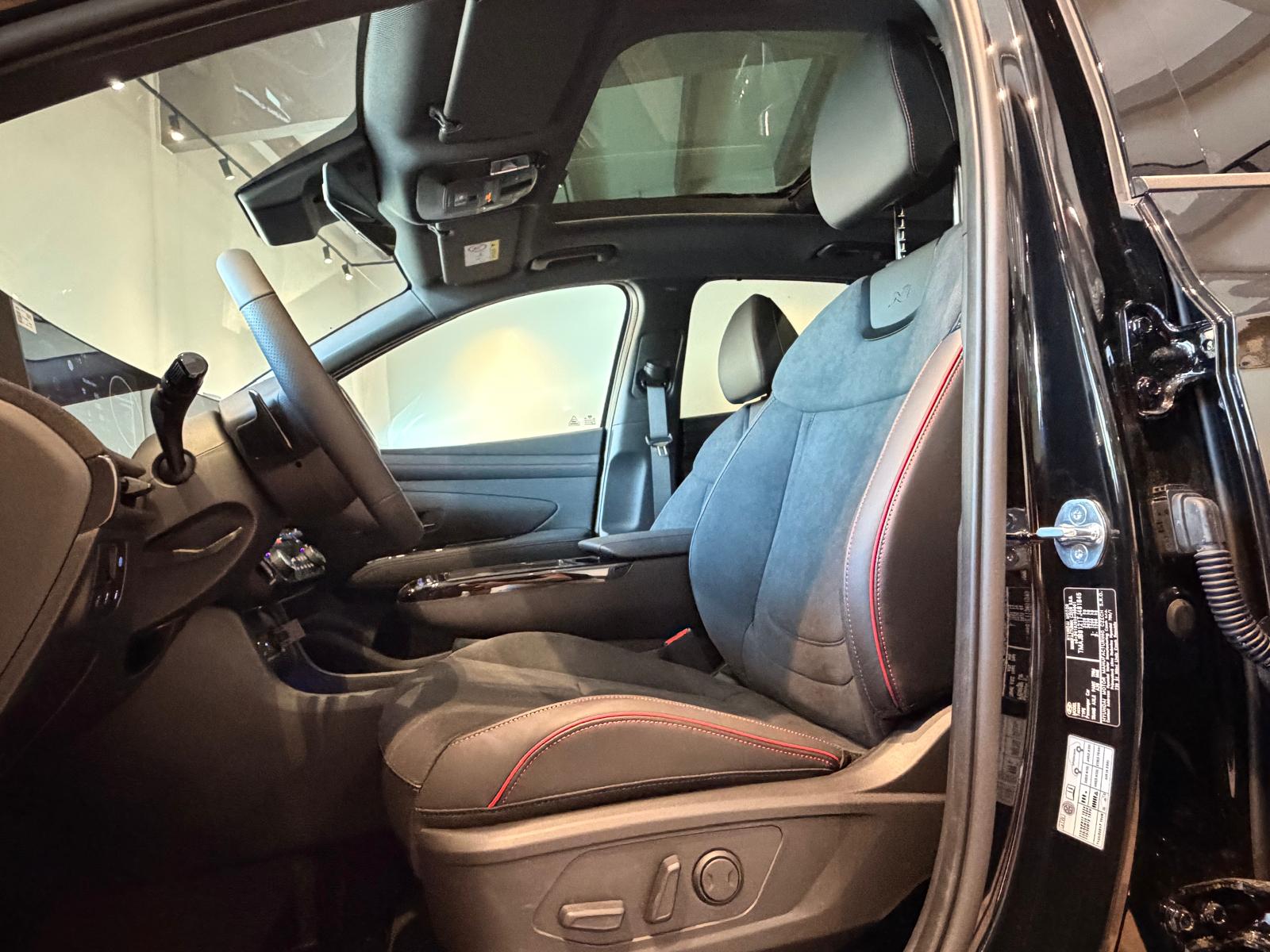 HYUNDAI Tucson 1.6 TGDI PHEV N-Line 4WD Vollausstattung 8-fach-image-19