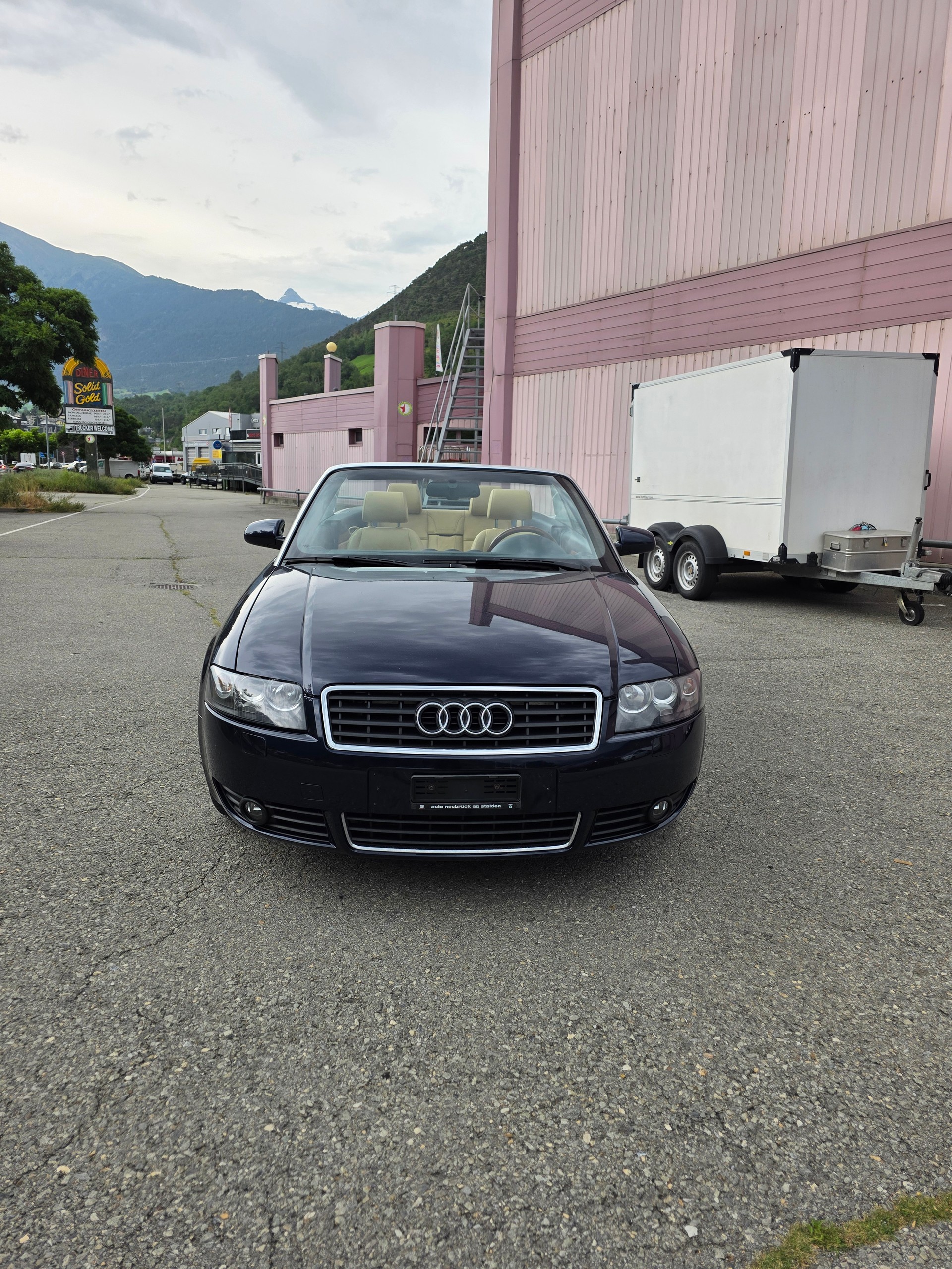 AUDI A4 Cabriolet 2.4 V6-image-1