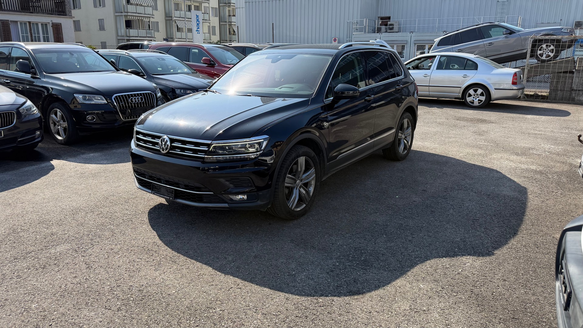 VW Tiguan 2.0 TDI SCR Comfortline 4Motion DSG-image-0