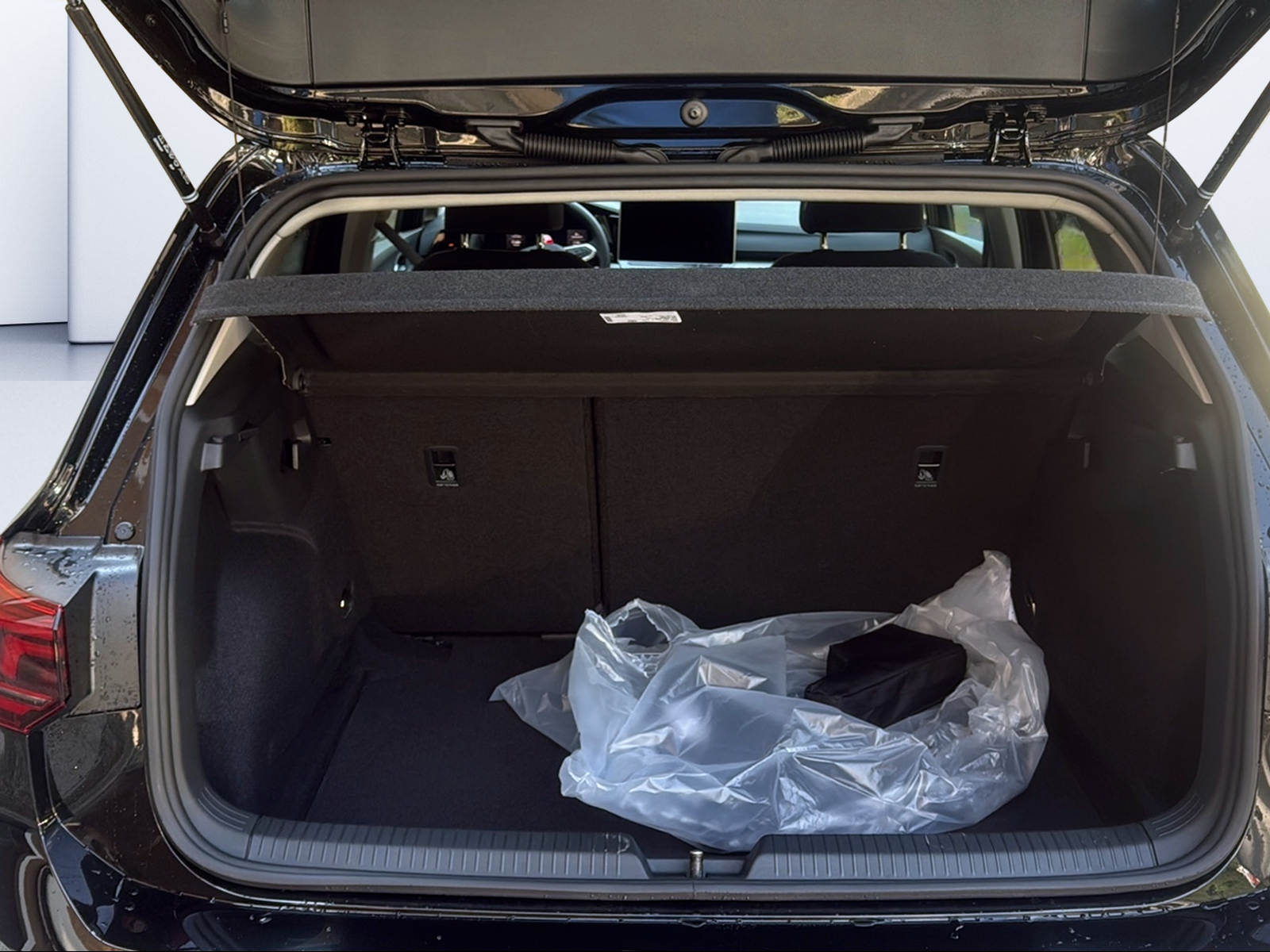 VW Golf 1.5 e TSI mHEV Value DSG-image-8
