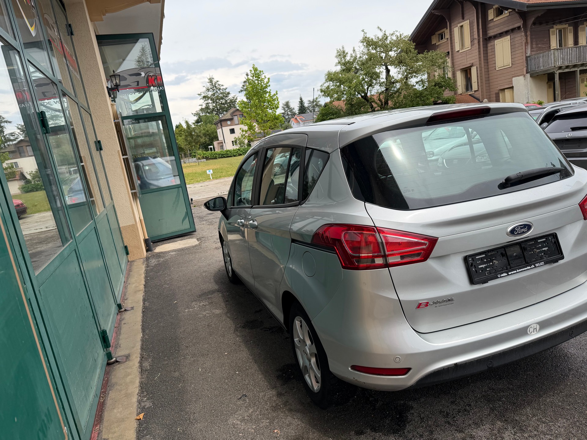 FORD B-Max 1.6 Ti-VCT Trend PowerShift-image-3