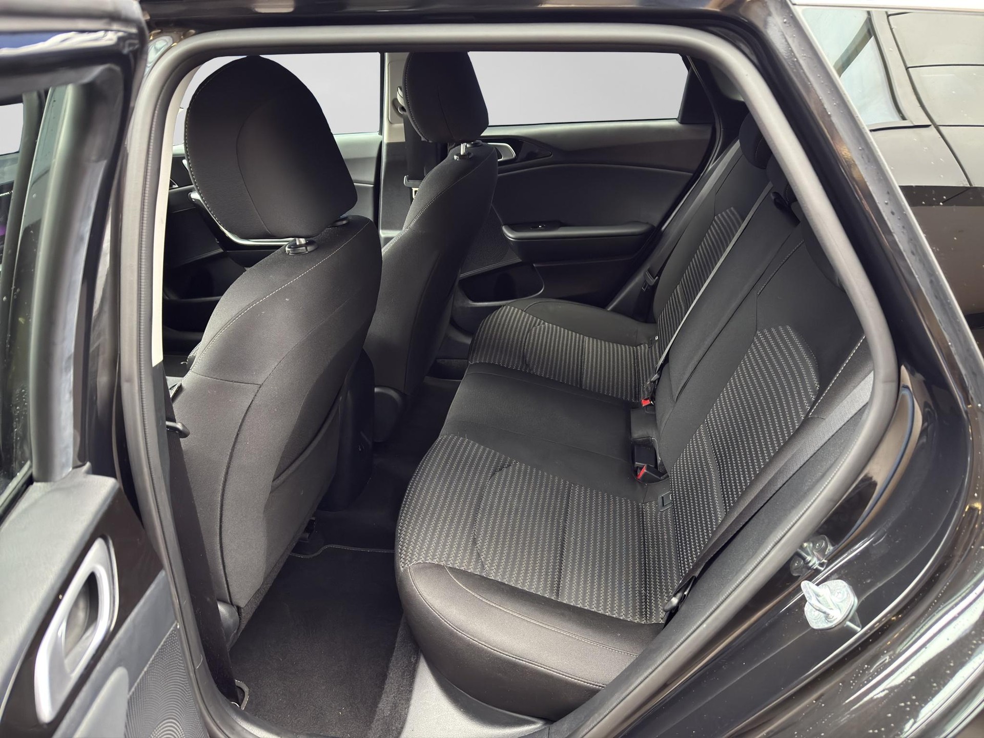 KIA Ceed SW 1.5 T-GDi Power-image-6