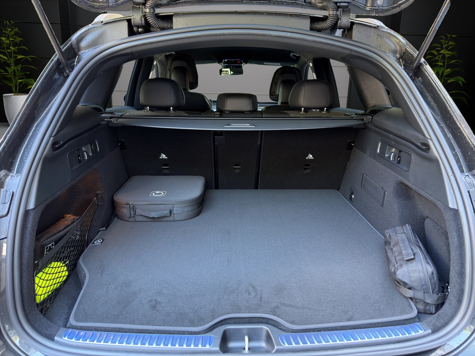 MERCEDES-BENZ GLC 300 e 4Matic EQ Star 9G-Tronic-image-5