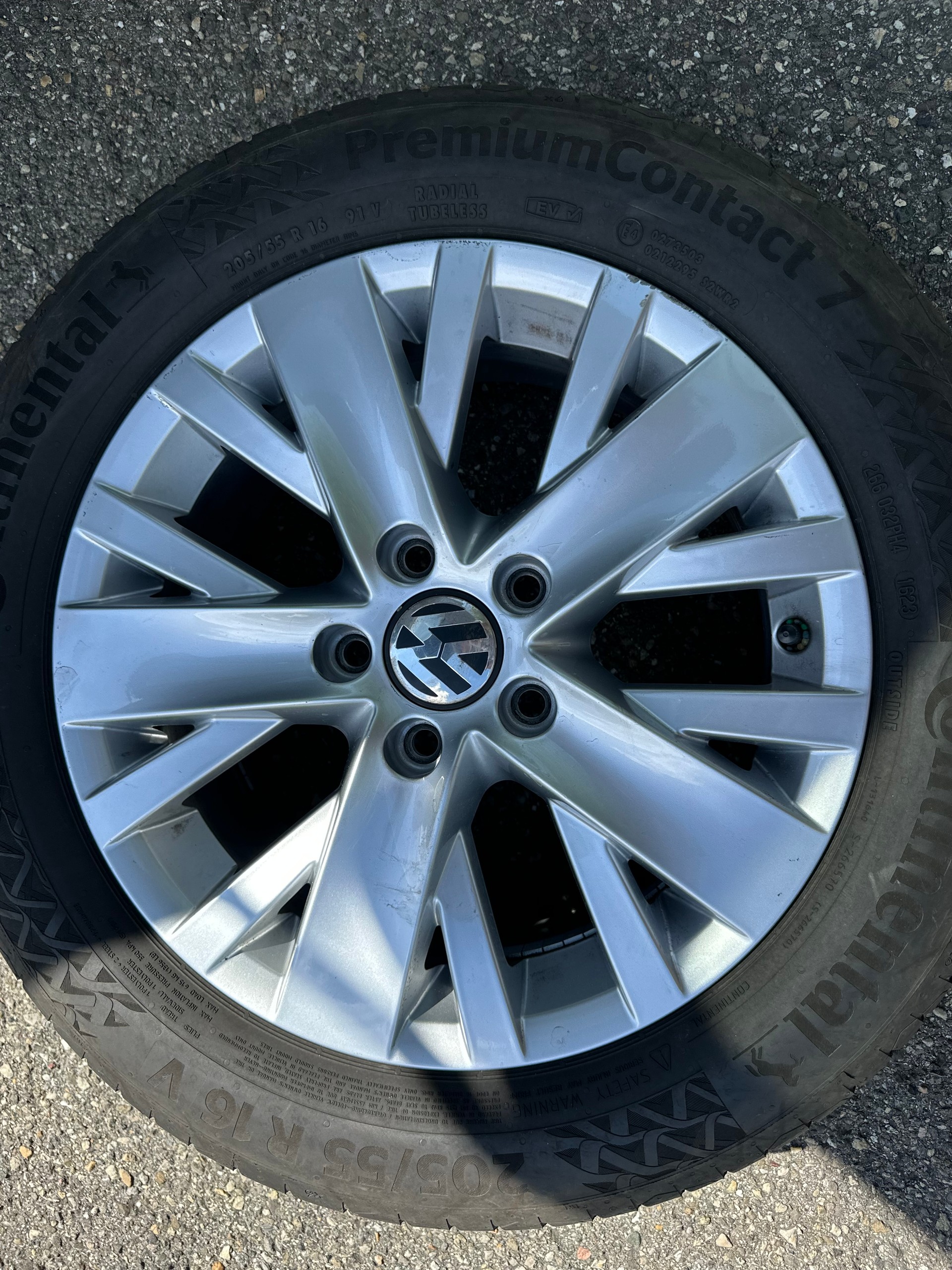 VW Touran 1.4 TSI Comfortline DSG-image-8