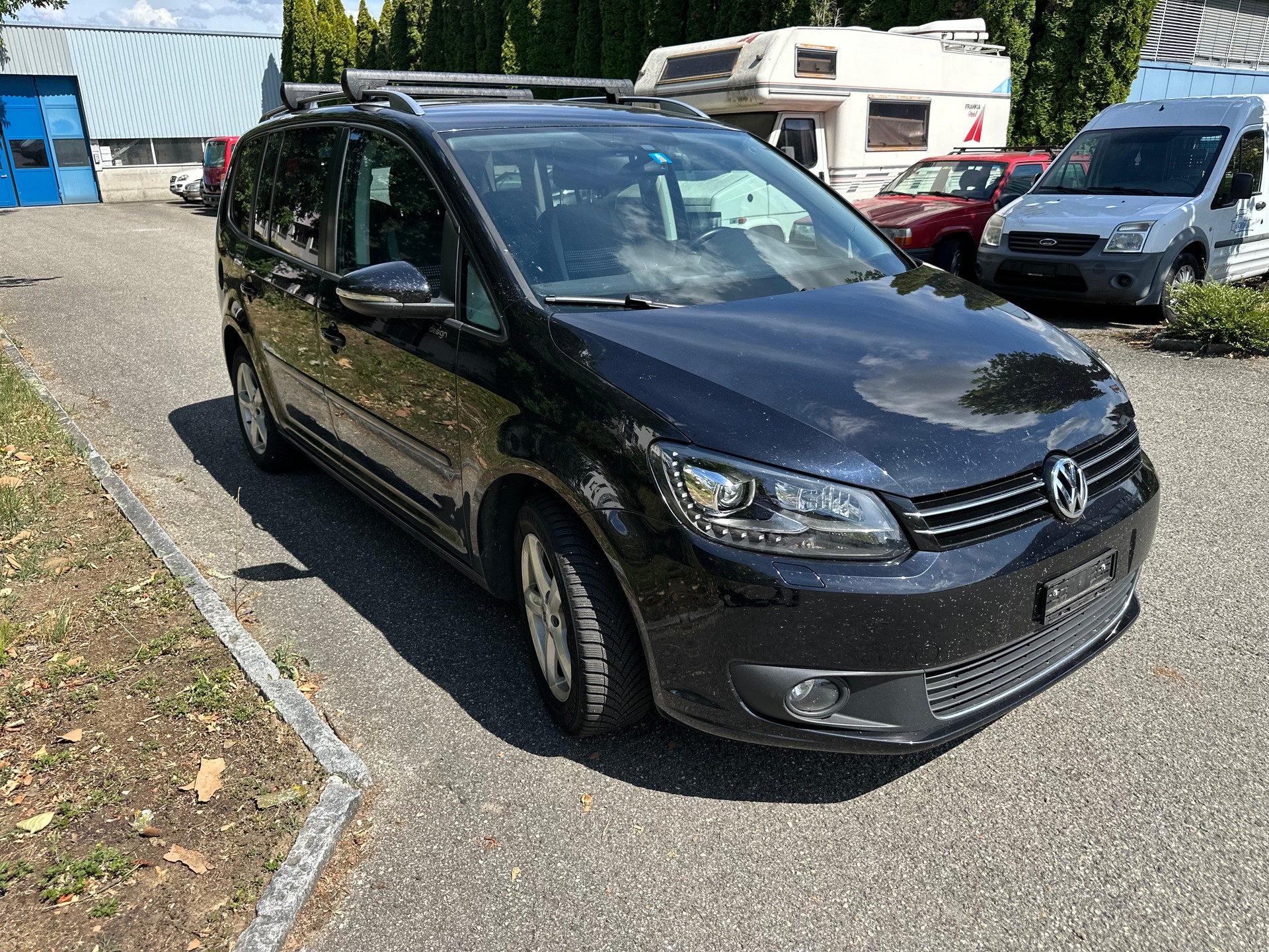 VW Touran 1.4 TSI Comfortline DSG-image-1