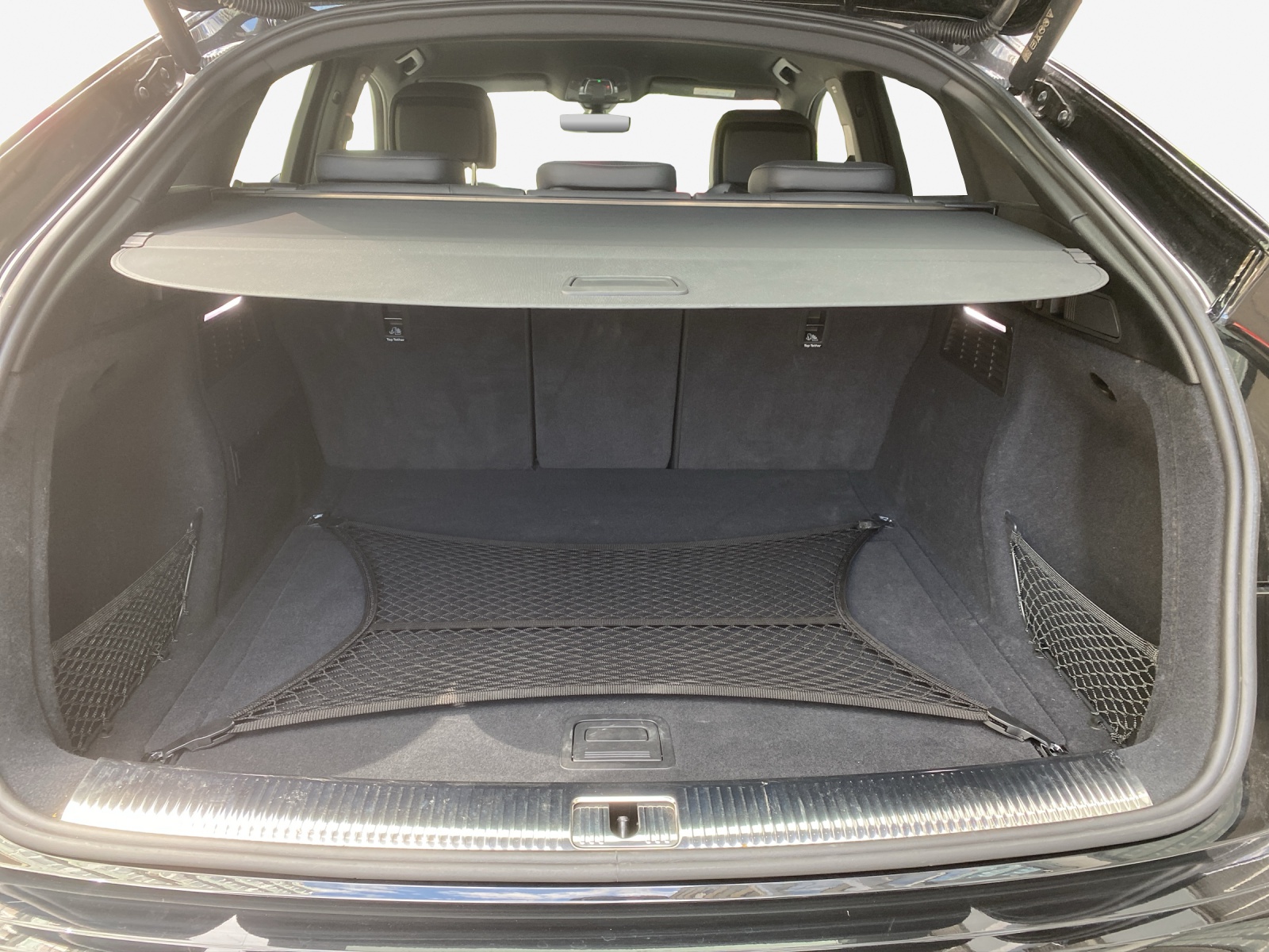 AUDI Q5 Sportback 45 TFSI S line quattro S-tronic-image-12