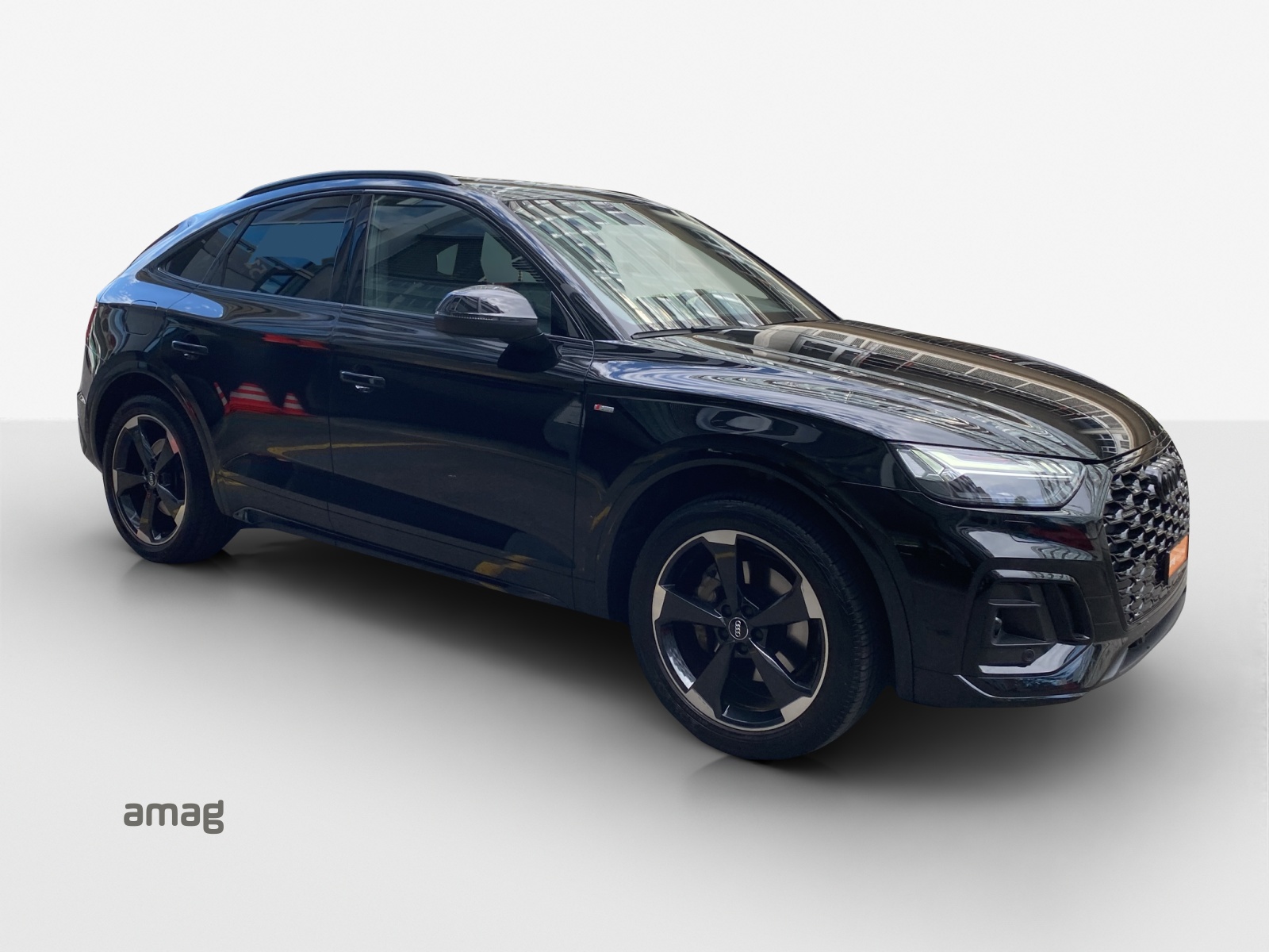AUDI Q5 Sportback 45 TFSI S line quattro S-tronic-image-13