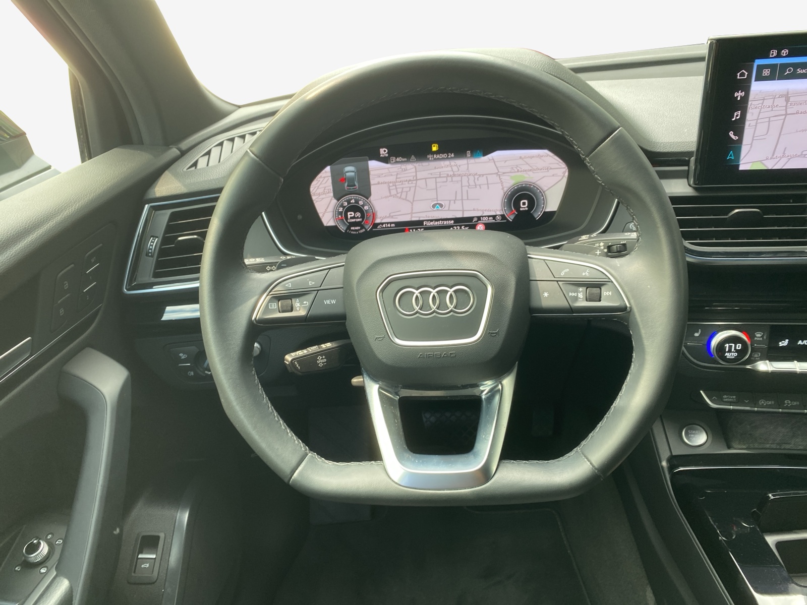 AUDI Q5 Sportback 45 TFSI S line quattro S-tronic-image-9