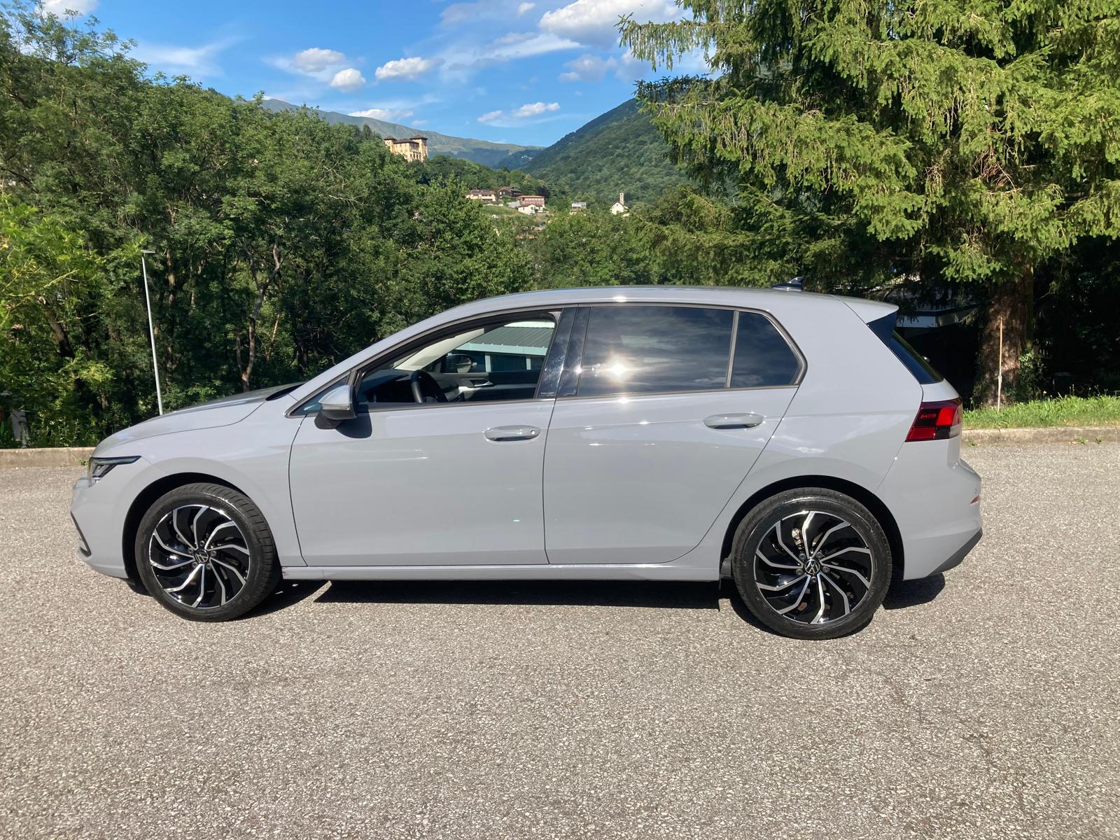VW Golf 1.0 eTSI mHEV ACTLife DSG-image-3