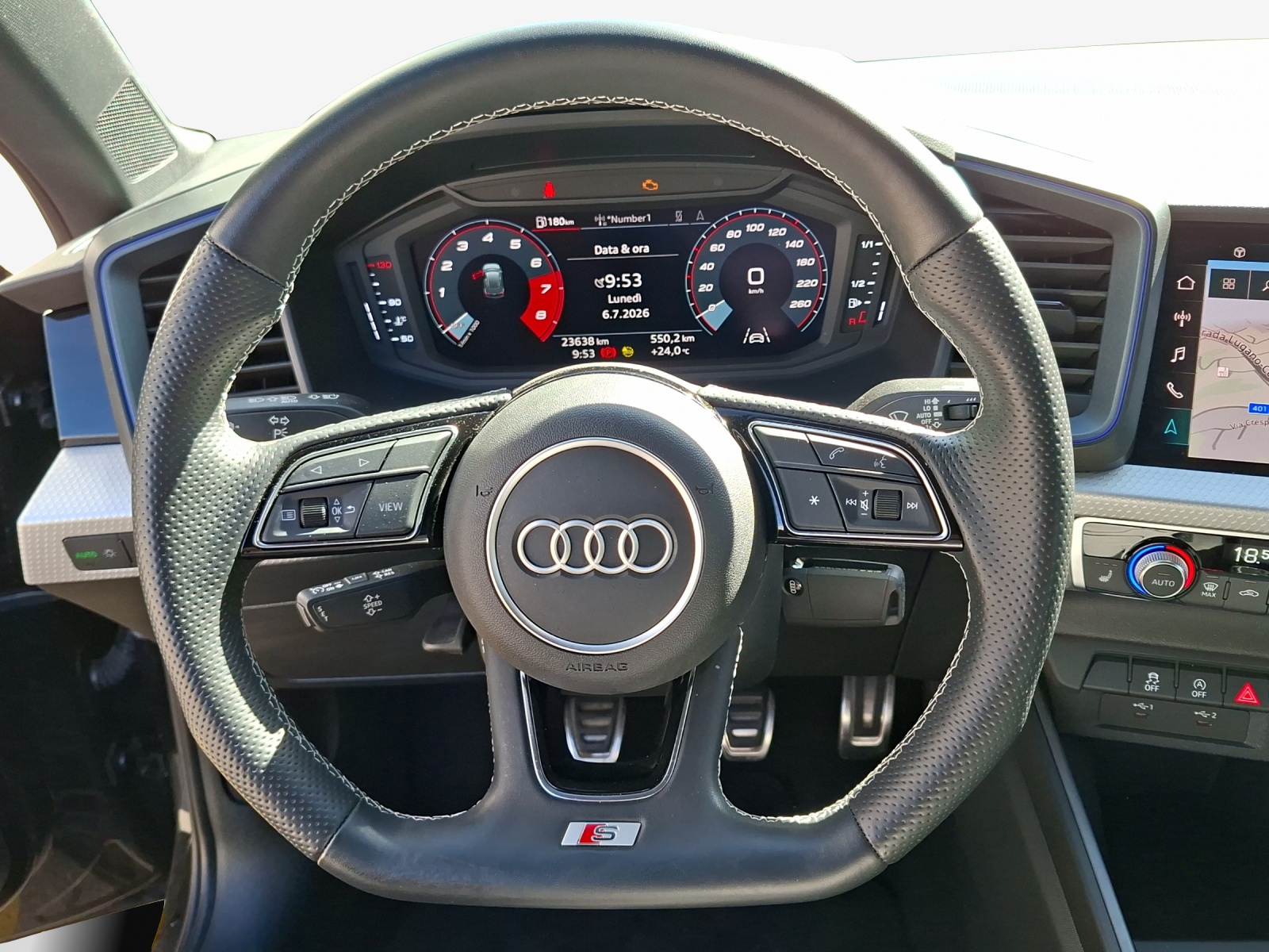 AUDI A1 Sportback 30 TFSI S Line Attraction-image-10
