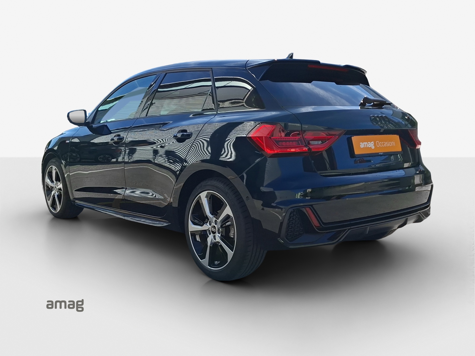 AUDI A1 Sportback 30 TFSI S Line Attraction-image-2