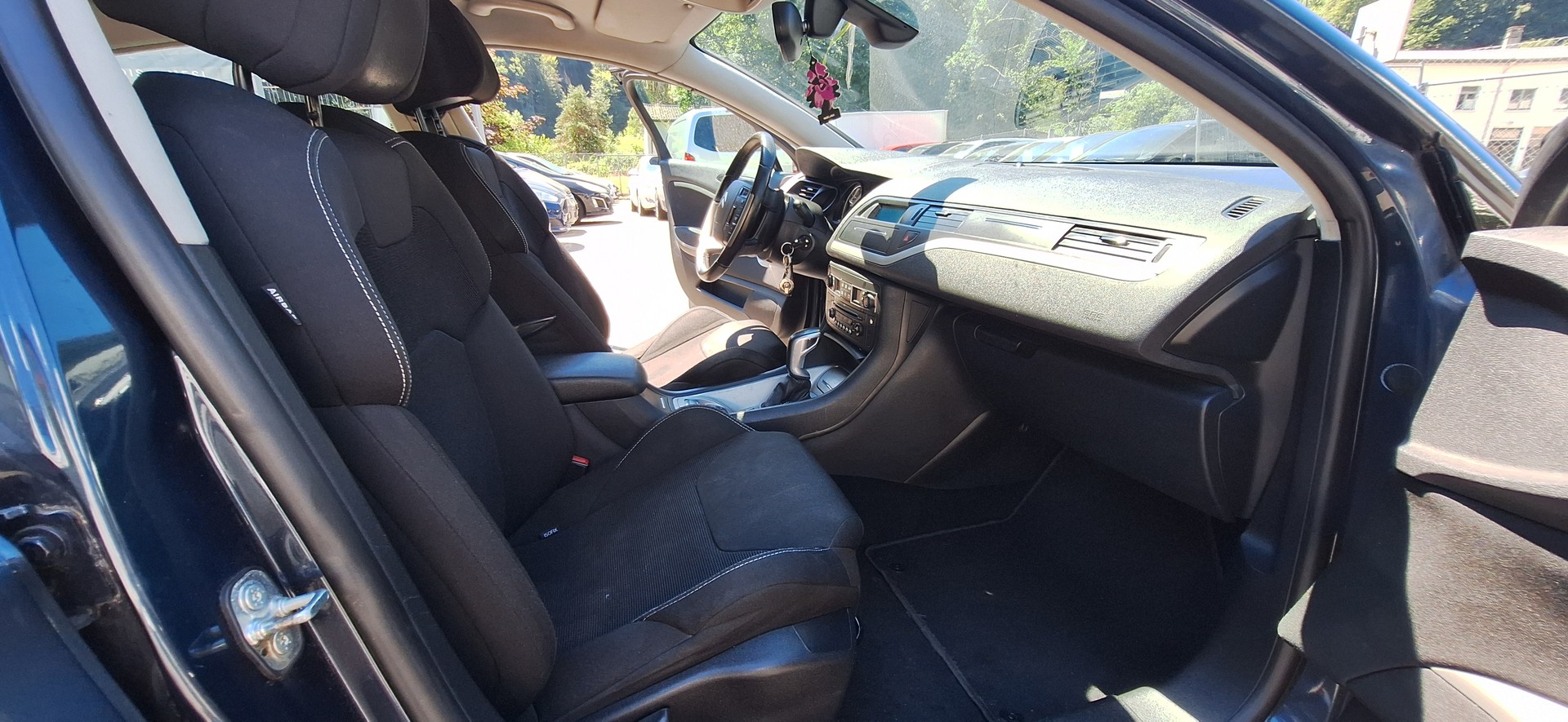 CITROEN C5 Berline 2.0 HDi Exclusive Automatic-image-12