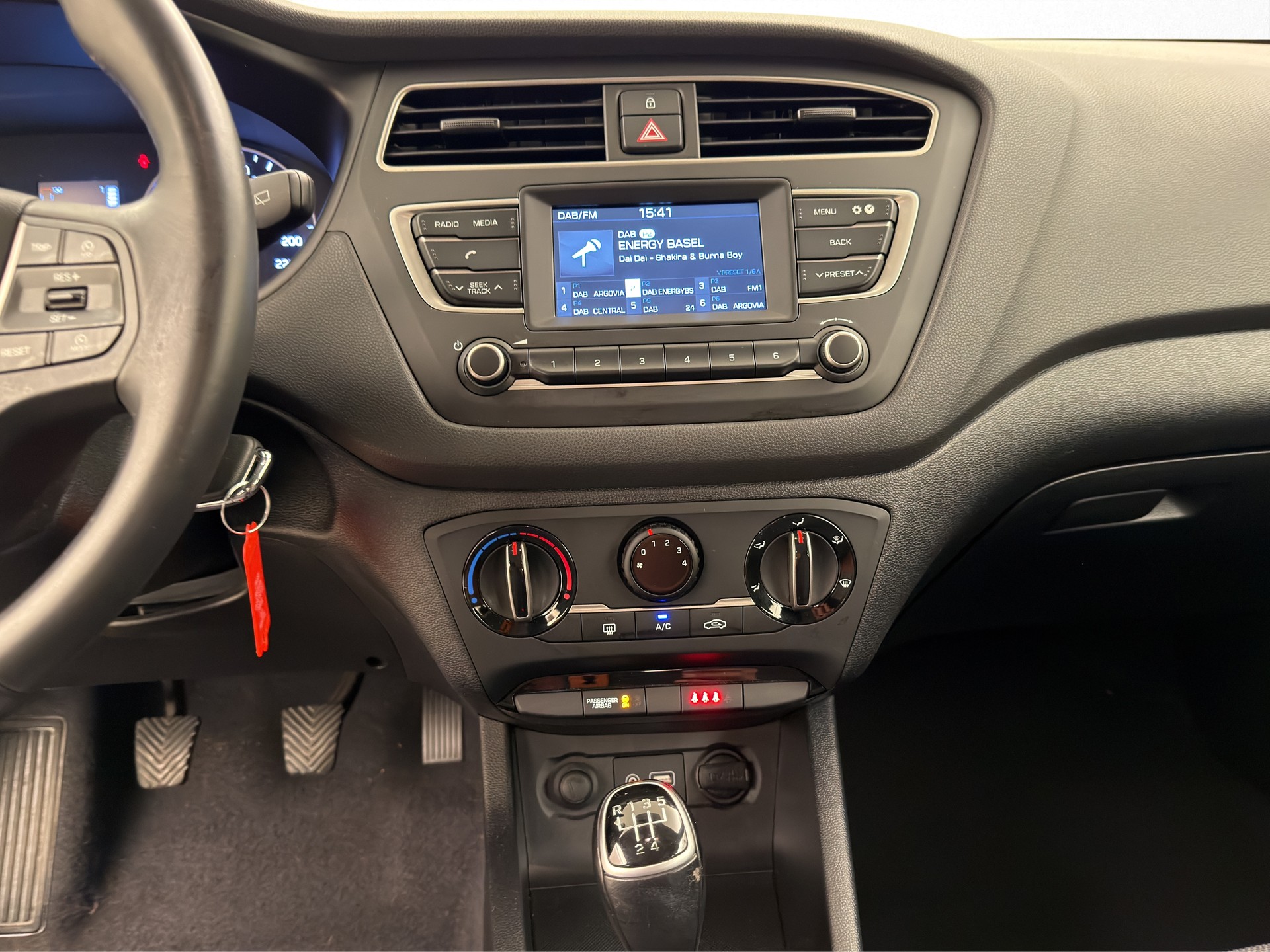 HYUNDAI i20 1.0 T-GDi Origo-image-11