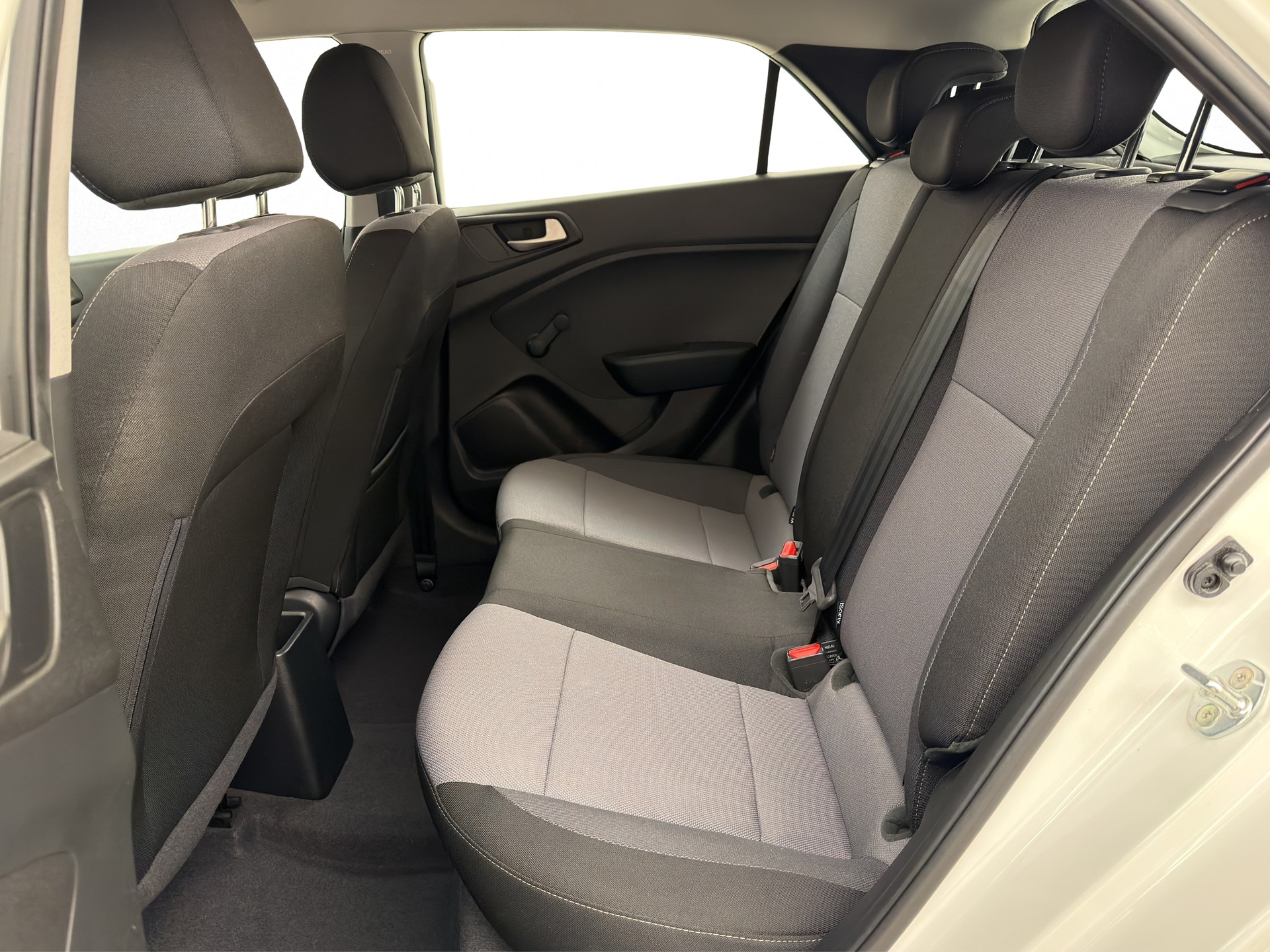 HYUNDAI i20 1.0 T-GDi Origo-image-12