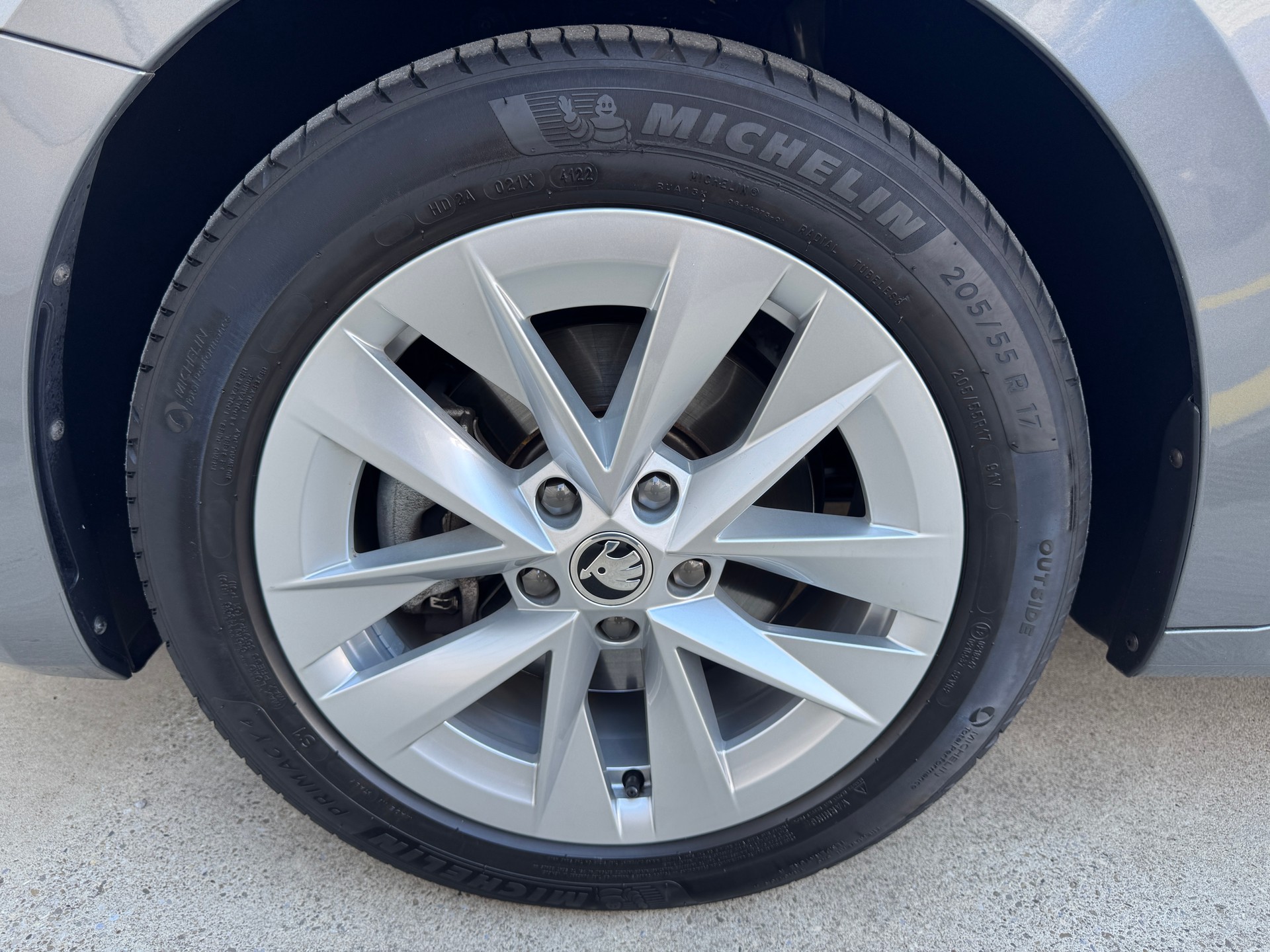 SKODA Octavia Combi 2.0 TDI DSG Ambition 4x4-image-13