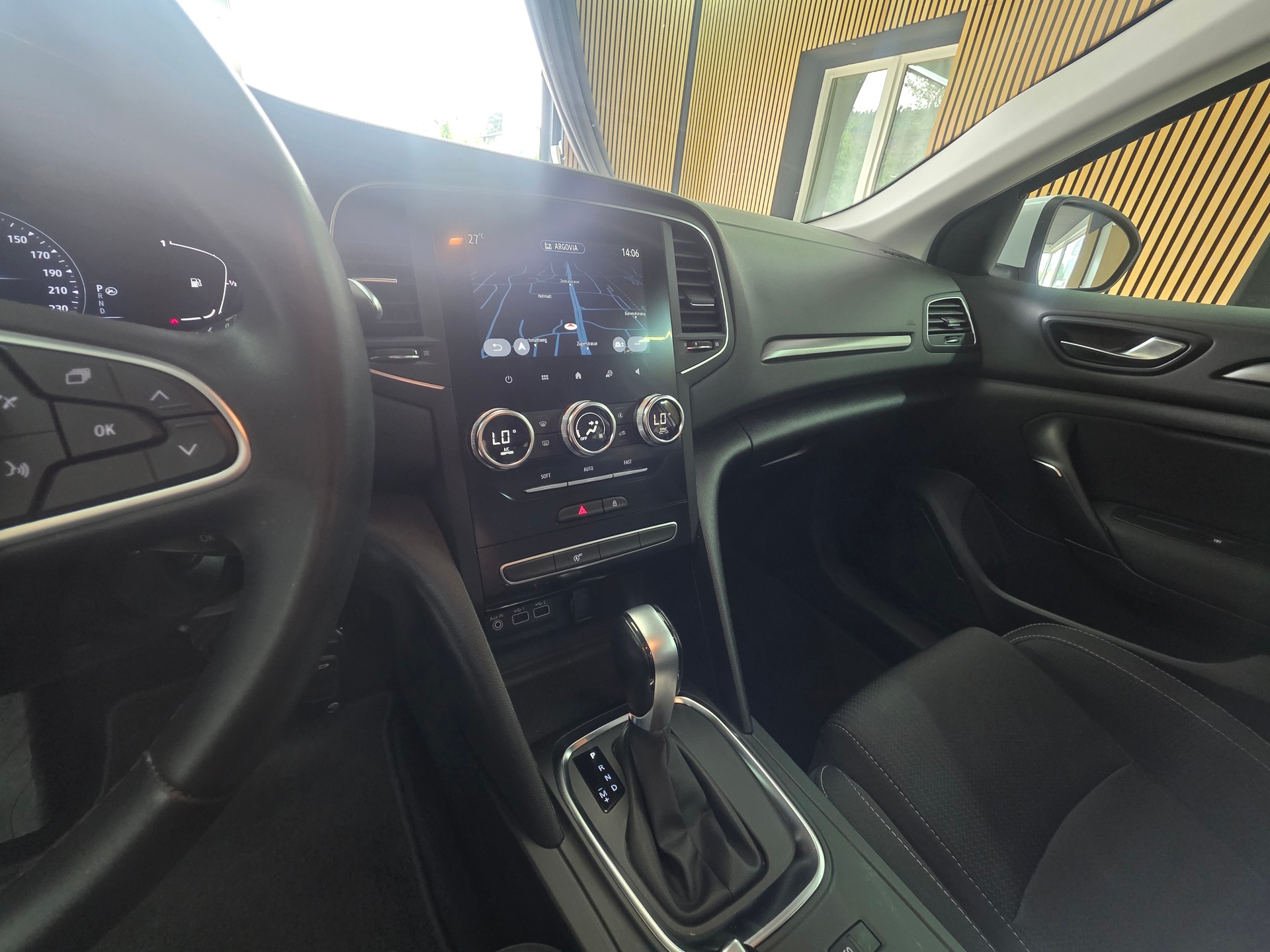 RENAULT Mégane Grandtour 1.5 dCi Business EDC-image-10