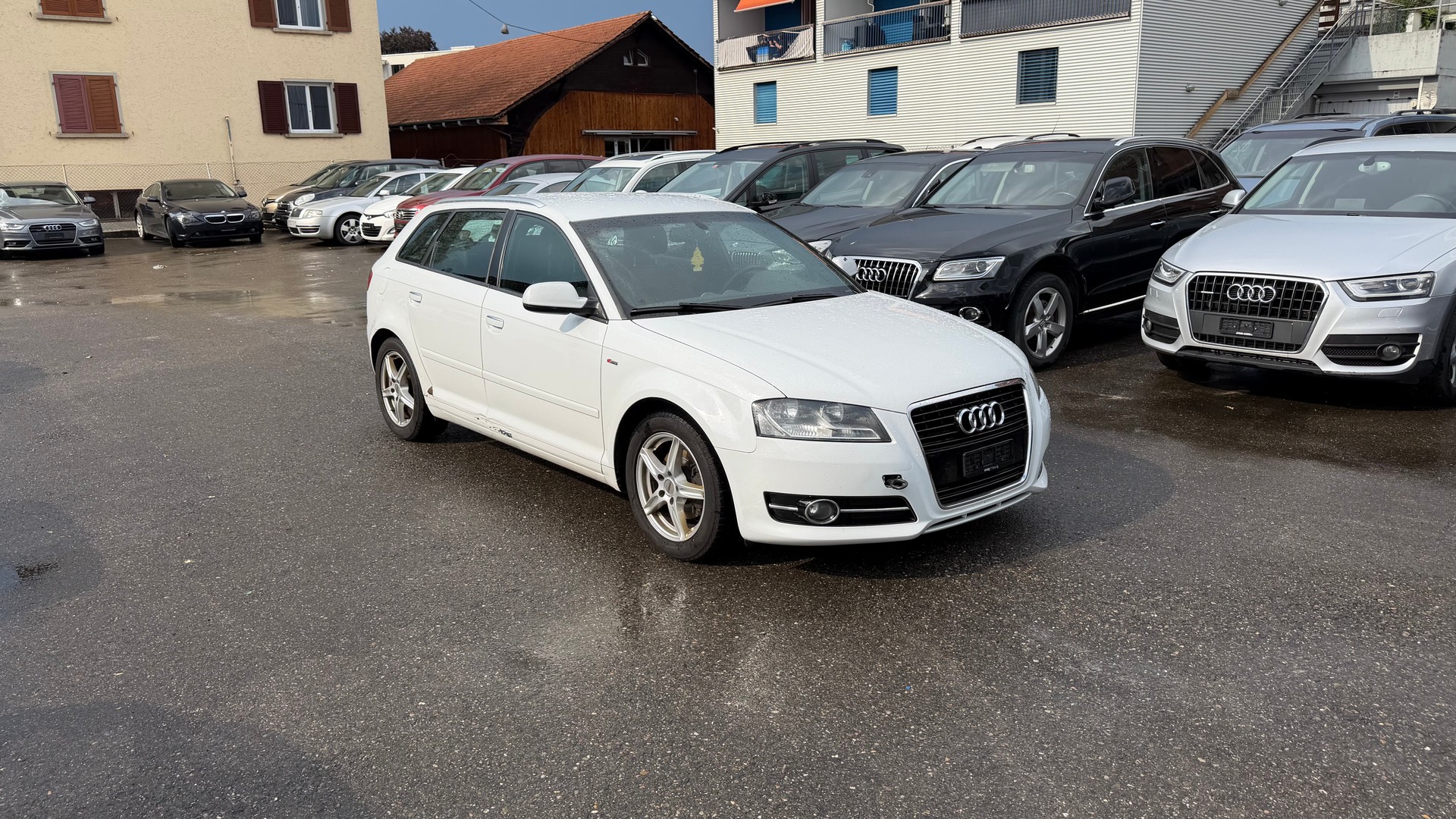 AUDI A3 Sportback 1.6 TDI Ambition-image-0