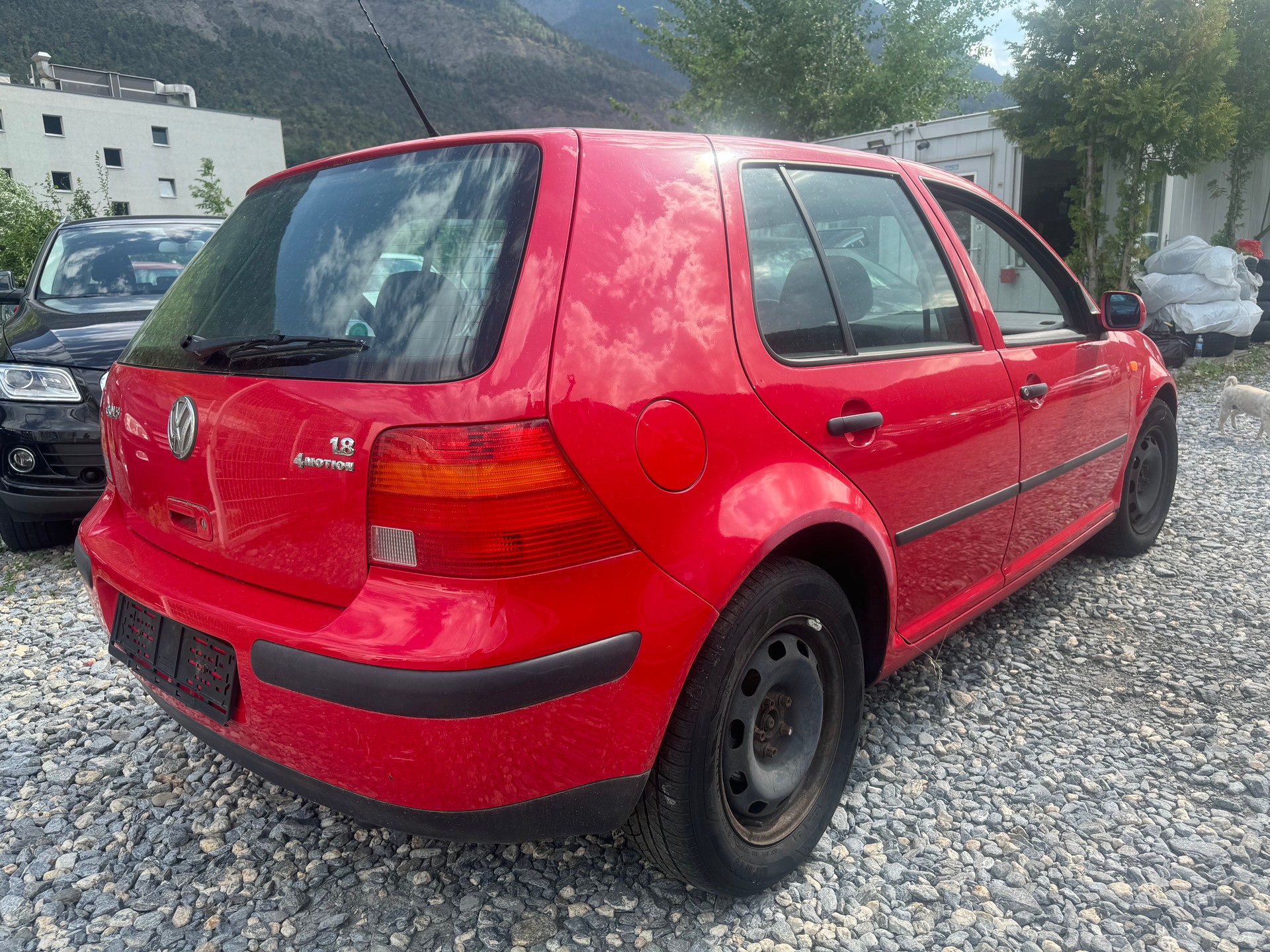 VW Golf 1.8 Comfortline 4Motion-image-6