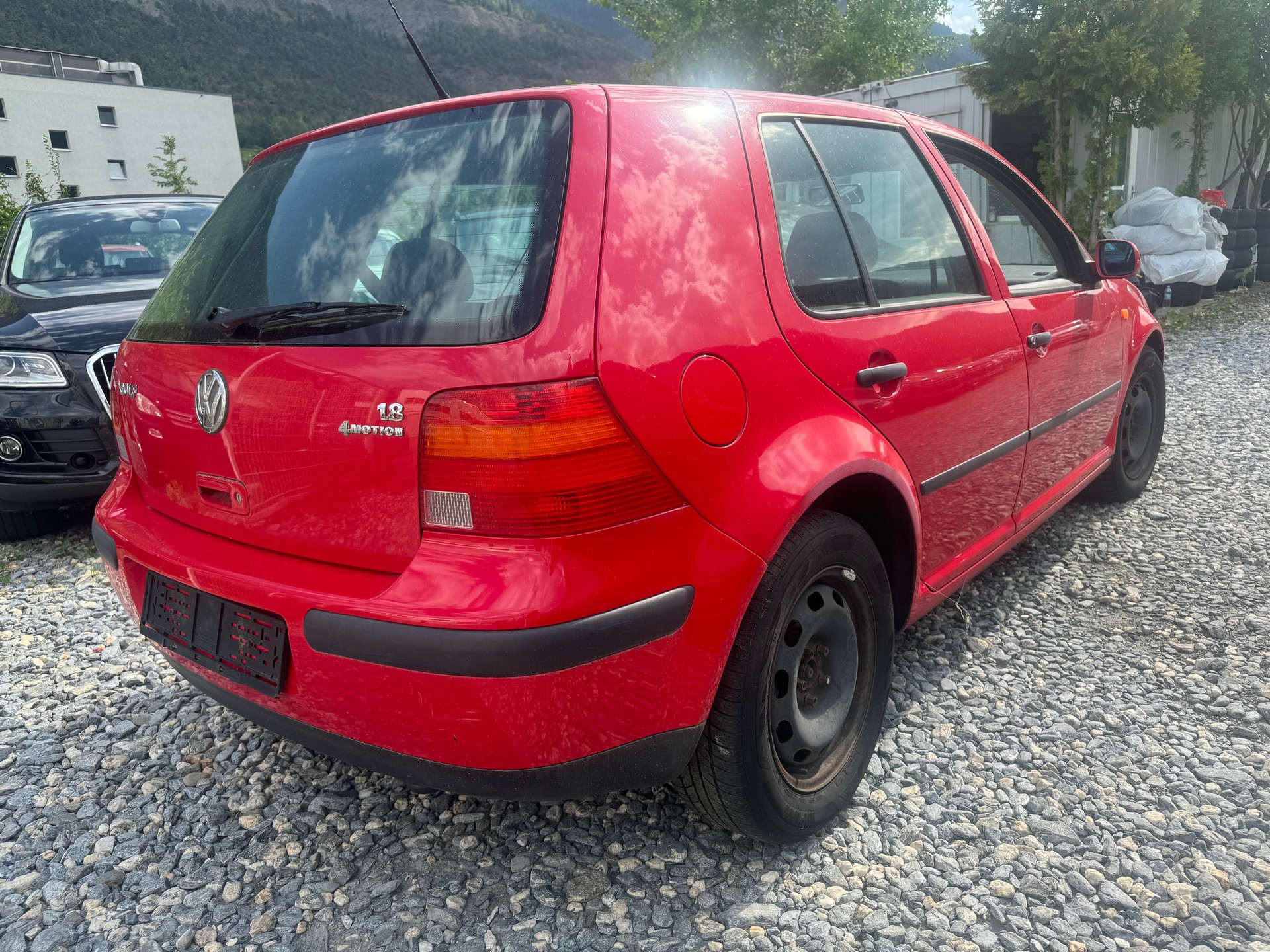VW Golf 1.8 Comfortline 4Motion-image-1