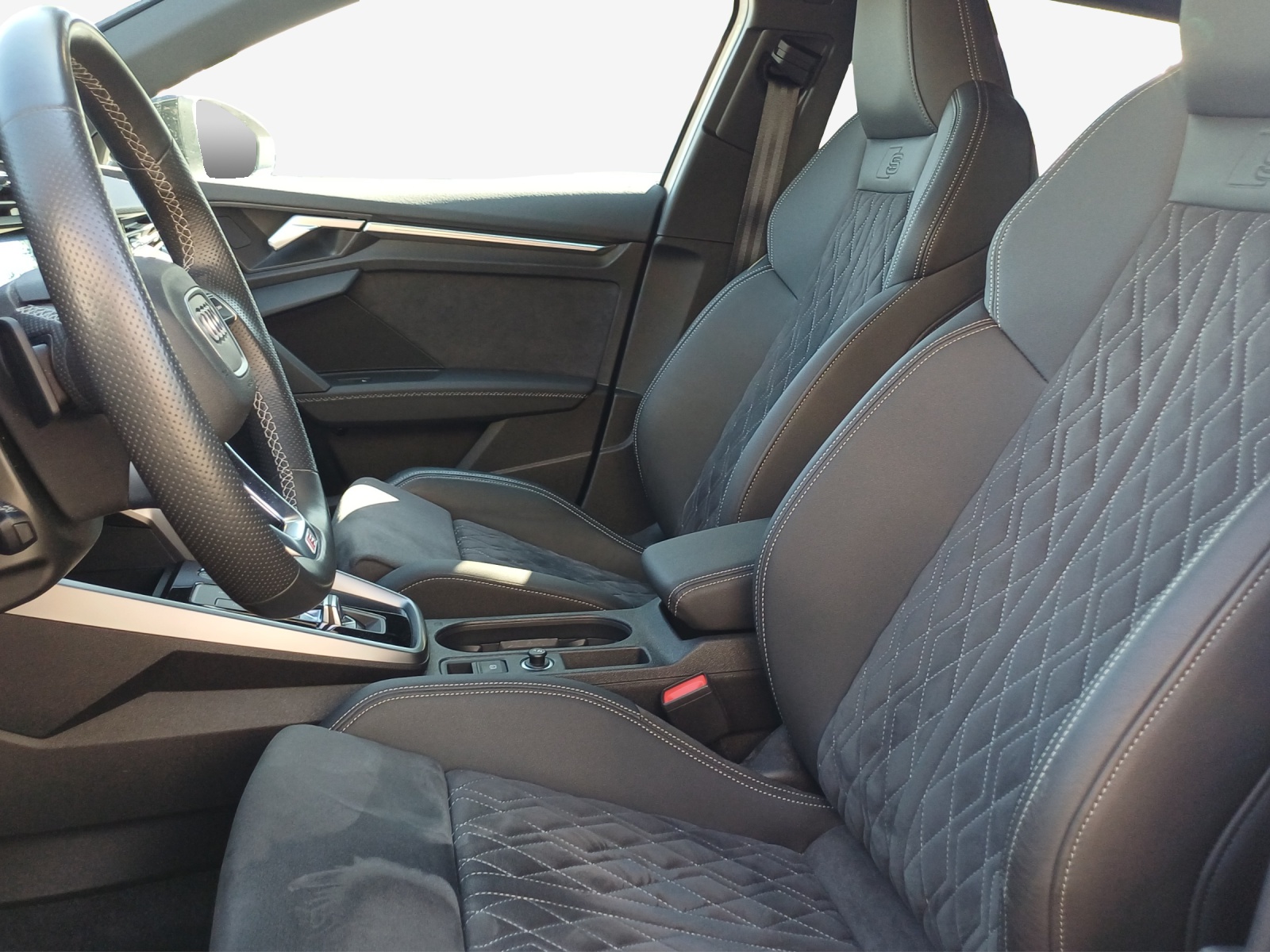 AUDI A3 Sportback 35 TFSI S line Attraction S-tronic-image-7