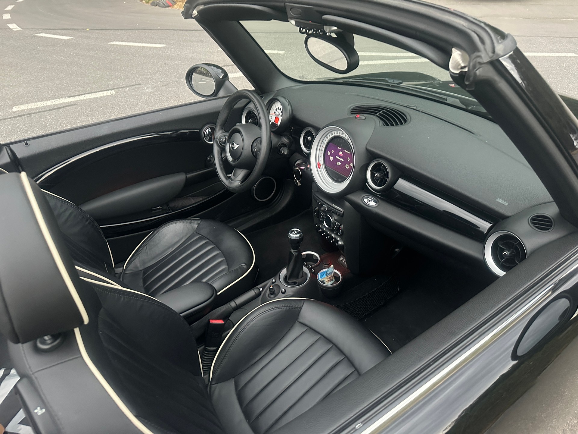 MINI Cooper S Cabriolet-image-8