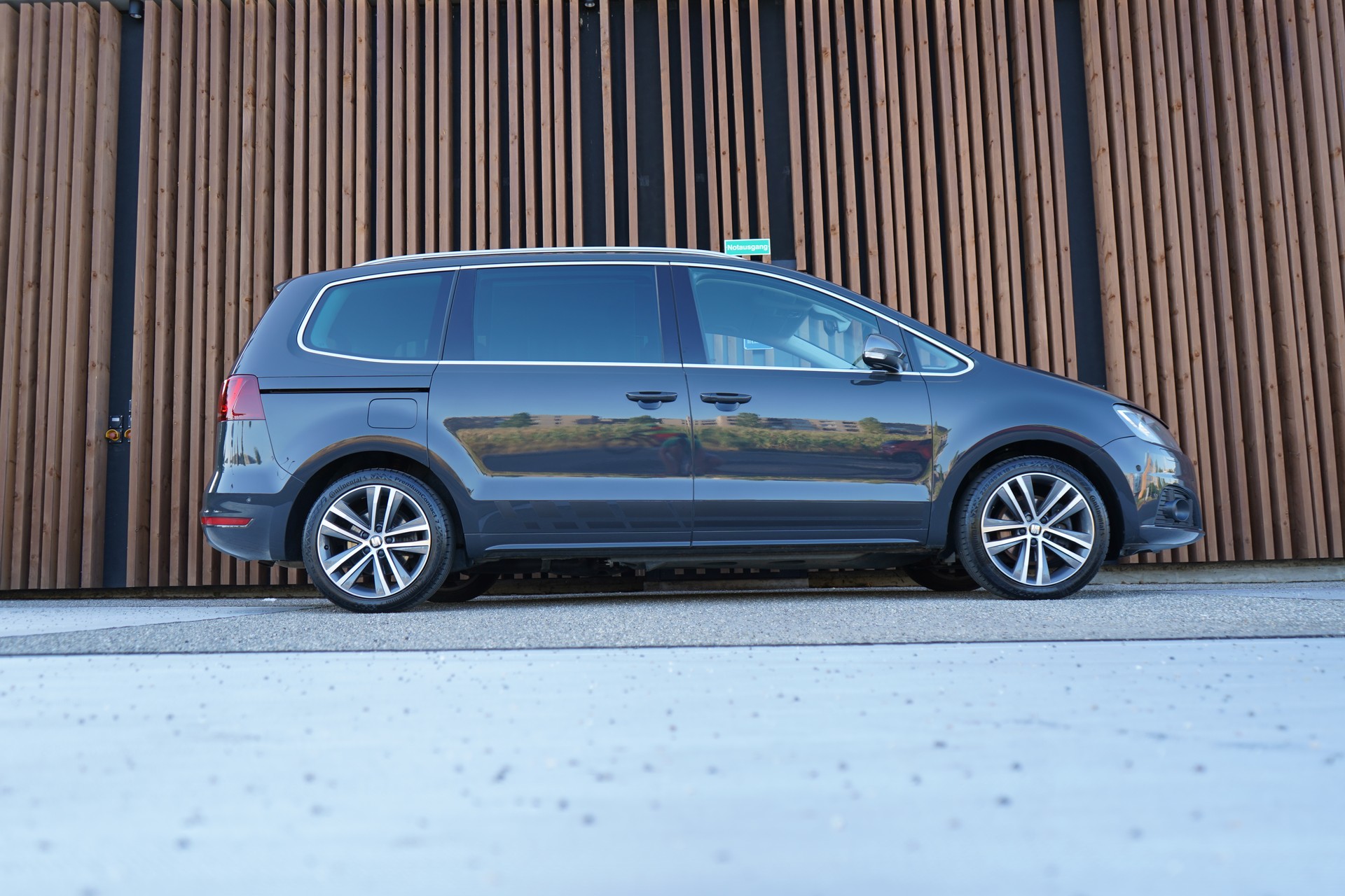 SEAT ALHAMBRA 1.4 TSI FR LINE DSG l 150 PS-image-0