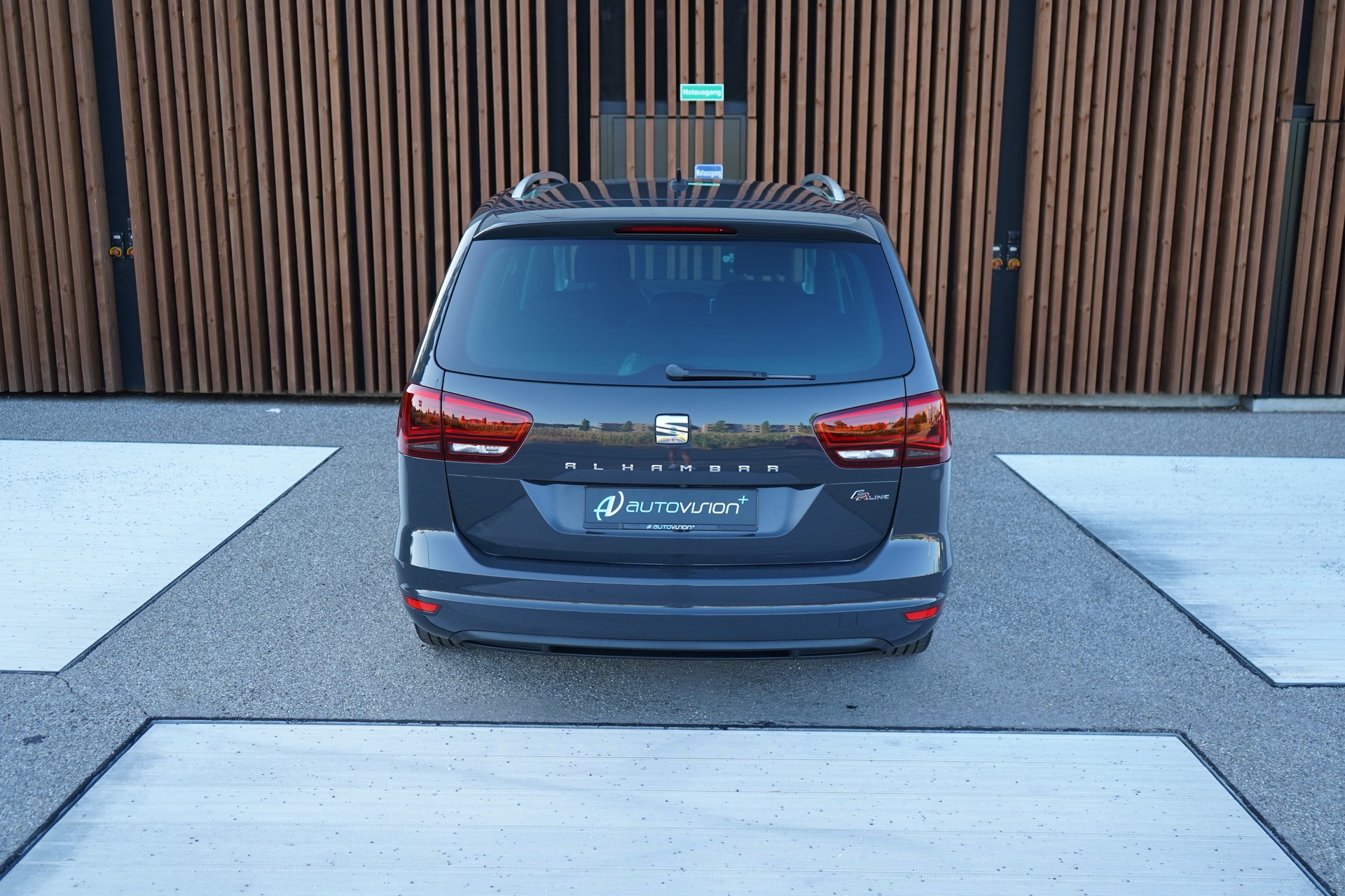 SEAT ALHAMBRA 1.4 TSI FR LINE DSG l 150 PS-image-14