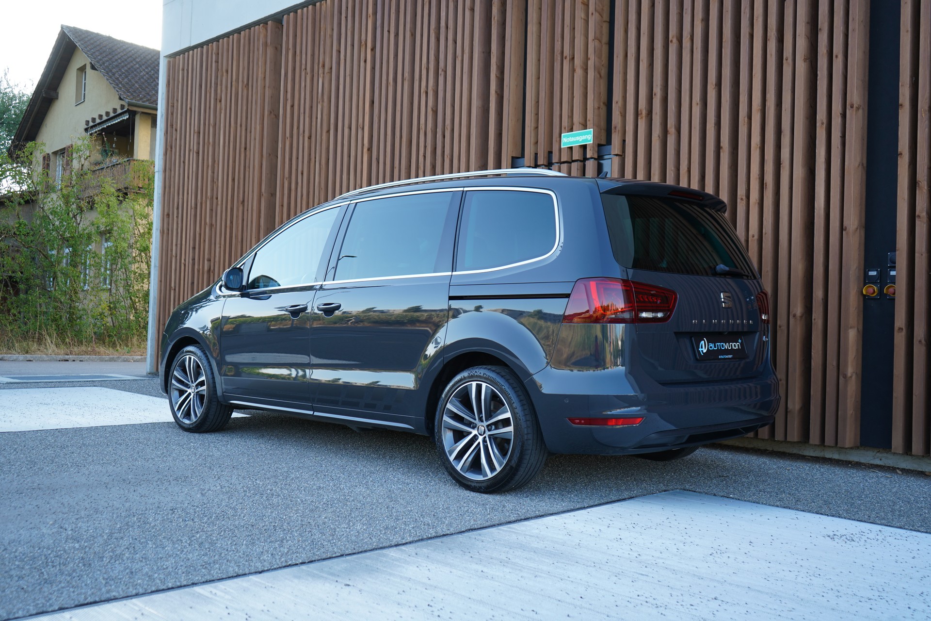 SEAT ALHAMBRA 1.4 TSI FR LINE DSG l 150 PS-image-9