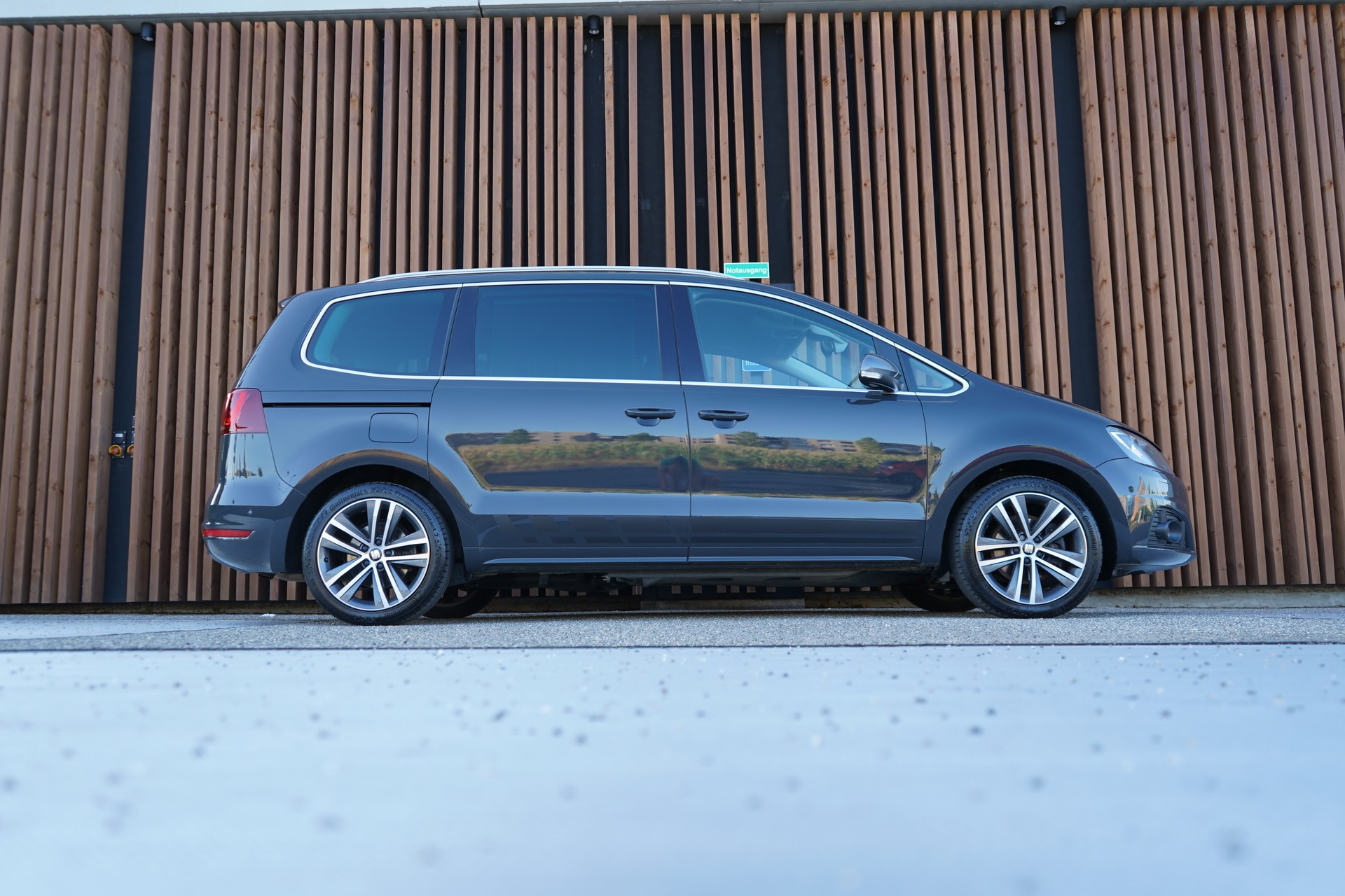 SEAT ALHAMBRA 1.4 TSI FR LINE DSG l 150 PS-image-2