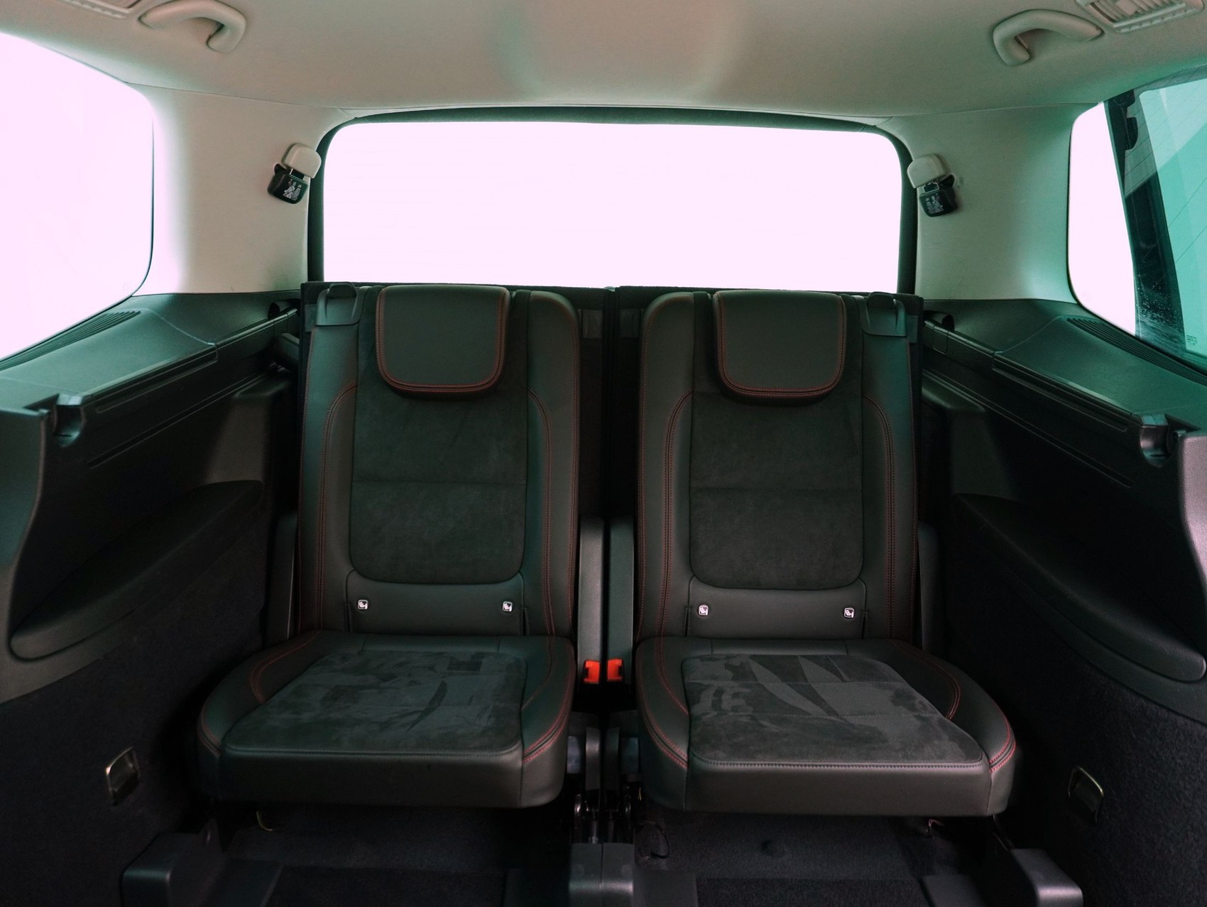 SEAT Alhambra 2.0 TDI DSG Hola FR 4x4-image-12