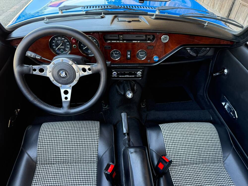 TRIUMPH Spitfire 1500-image-8