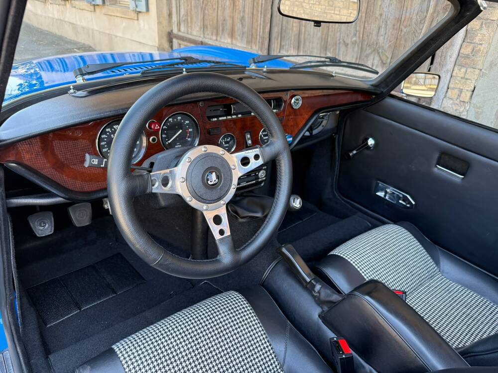 TRIUMPH Spitfire 1500-image-9