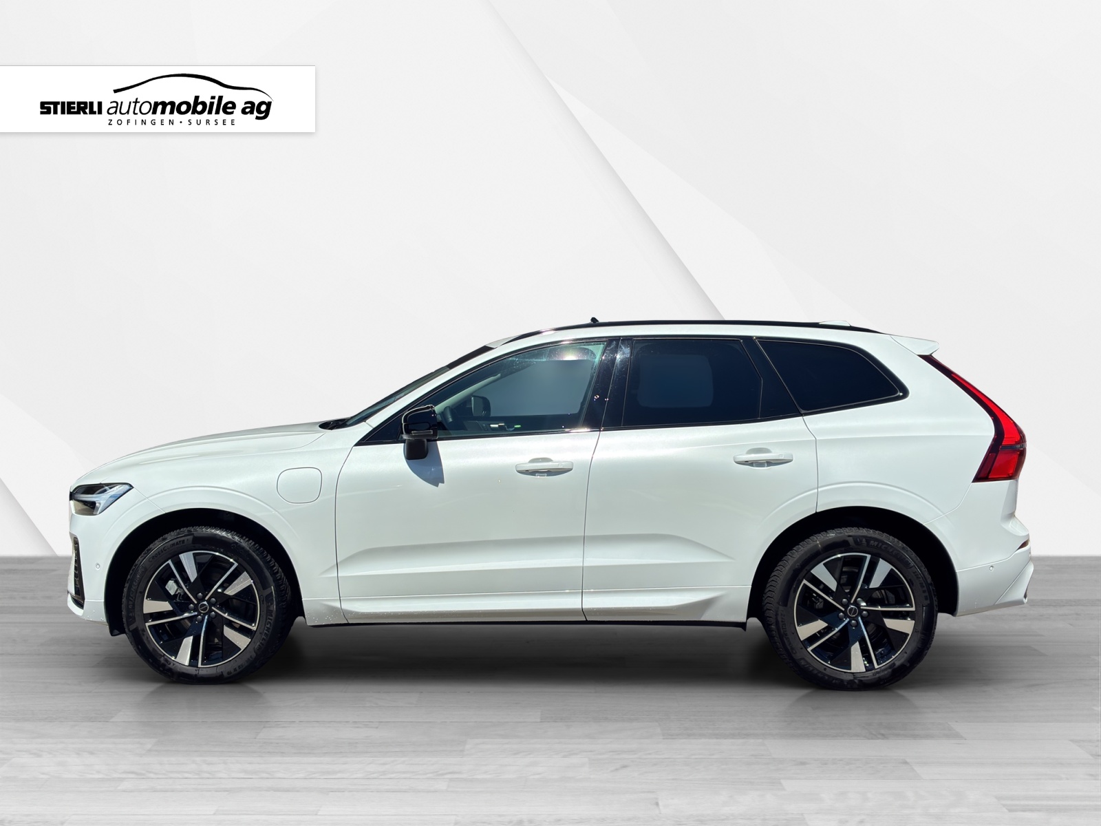 VOLVO XC60 2.0 T6 TE Plus Dark eAWD-image-7