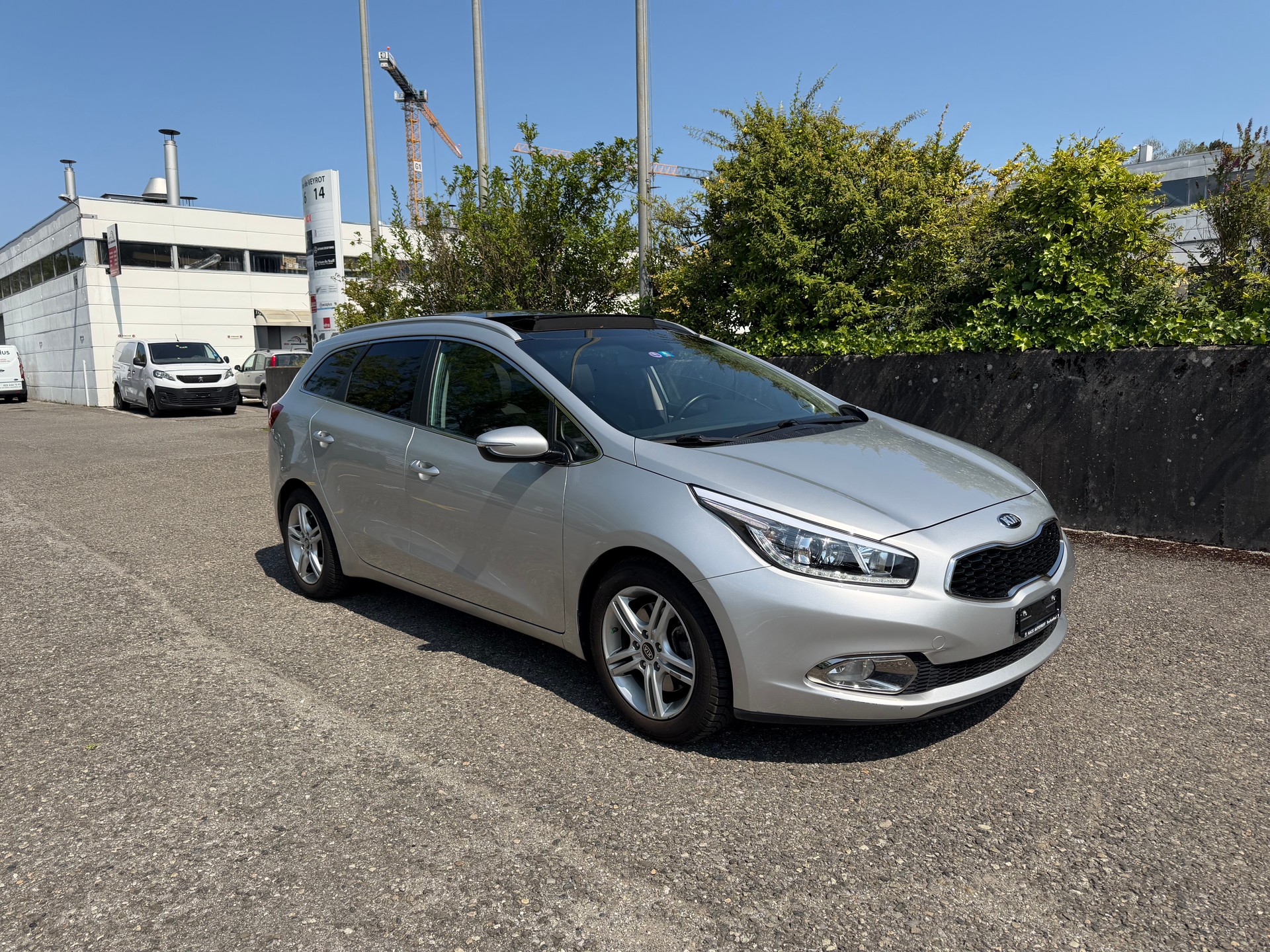 KIA Cee'd Sportswagon 1.6 GDi Swiss Eco Edition-image-2