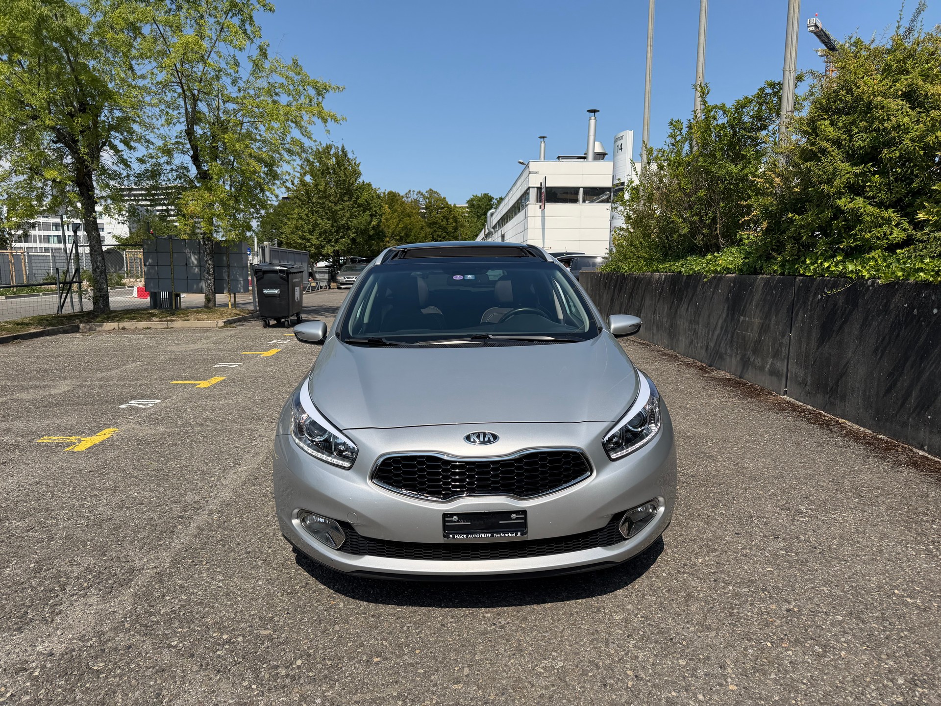 KIA Cee'd Sportswagon 1.6 GDi Swiss Eco Edition-image-1