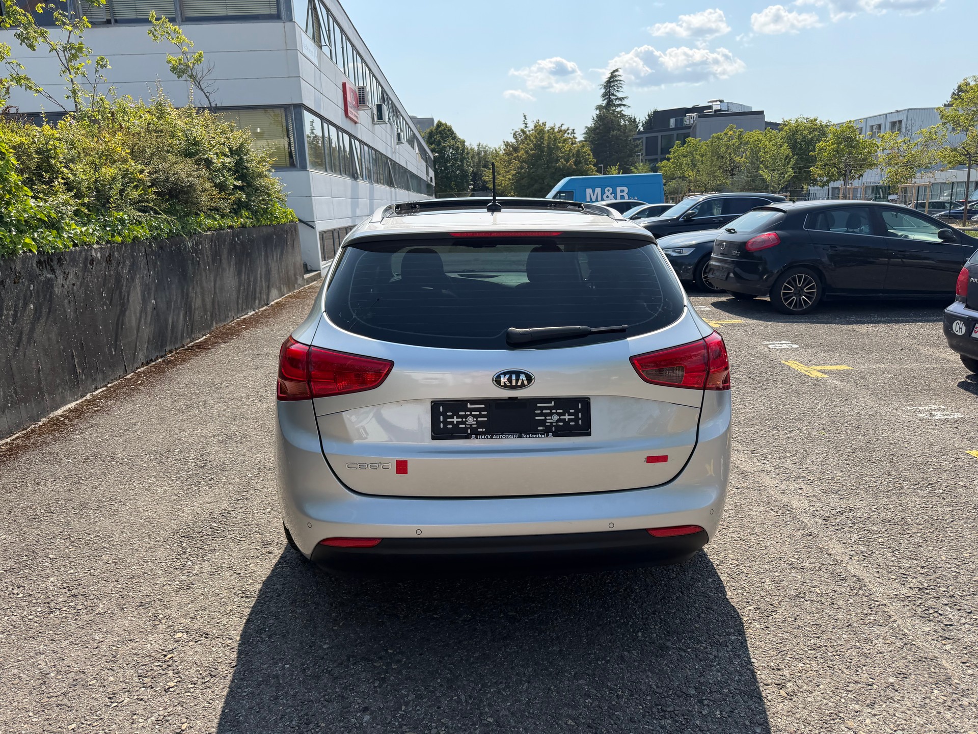 KIA Cee'd Sportswagon 1.6 GDi Swiss Eco Edition-image-6