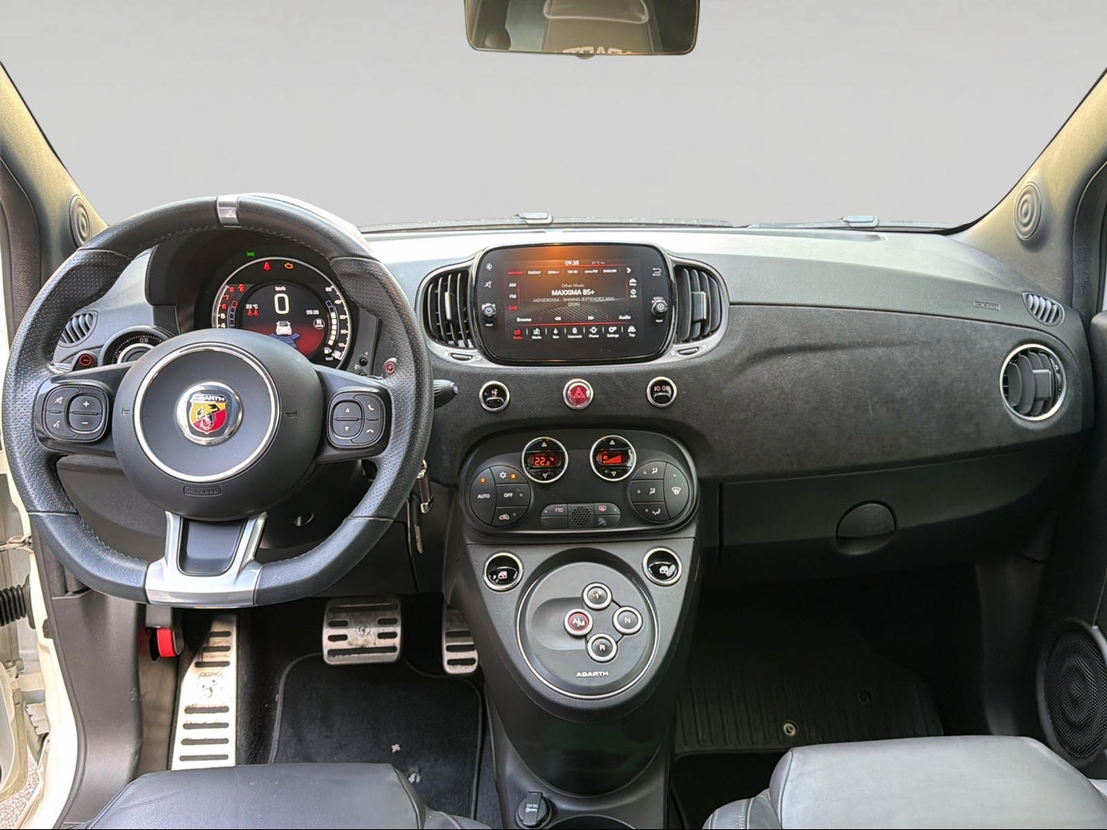 FIAT 595C 1.4 16V Turbo Abarth Turismo Dualogic-image-4
