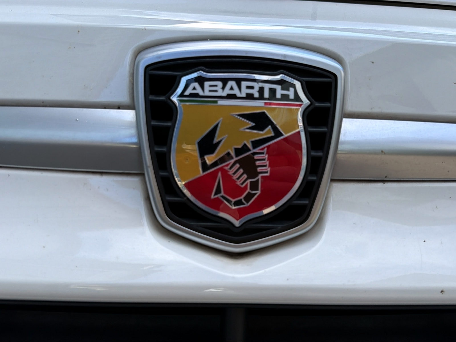 FIAT 595C 1.4 16V Turbo Abarth Turismo Dualogic-image-9